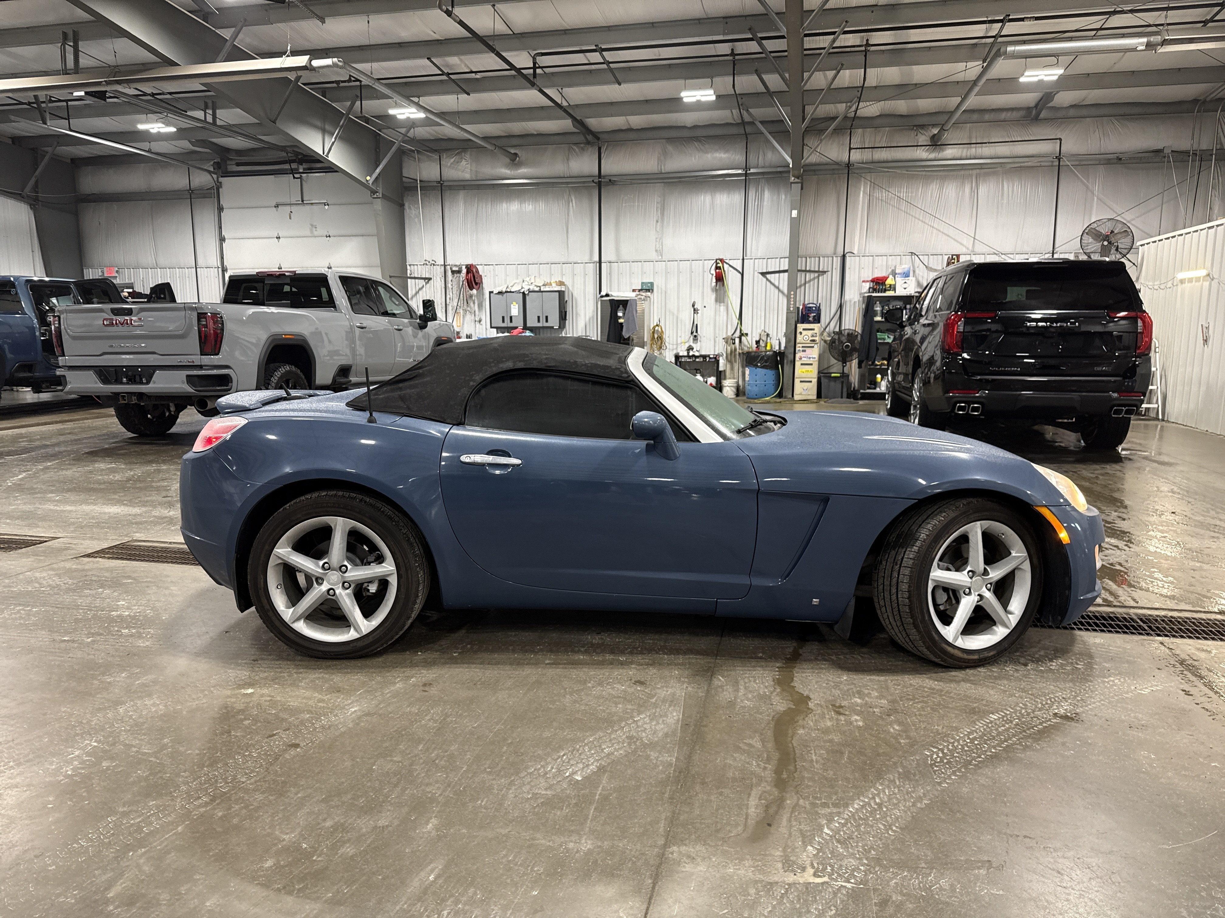 2008 Saturn Sky Base