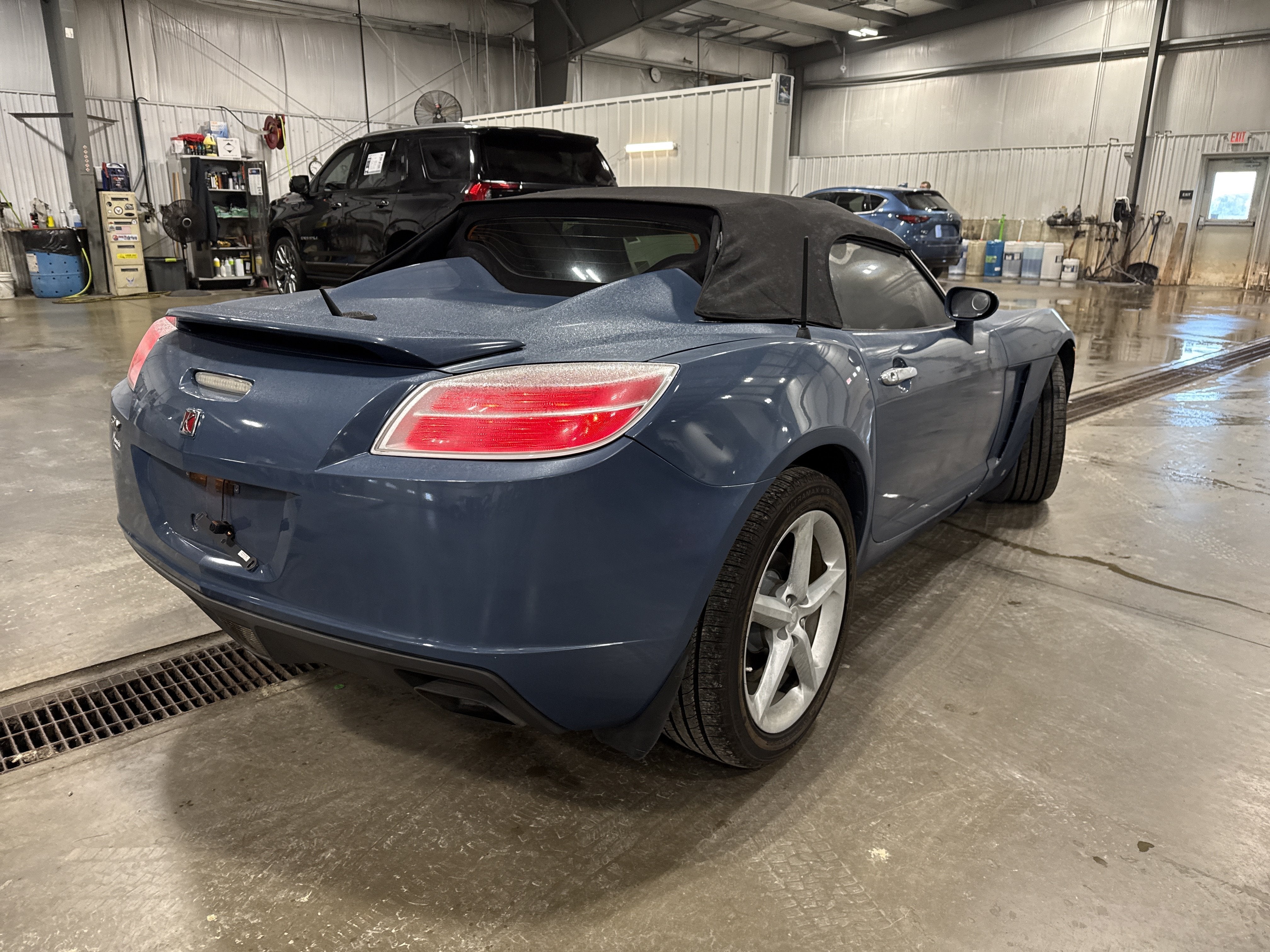 2008 Saturn Sky Base