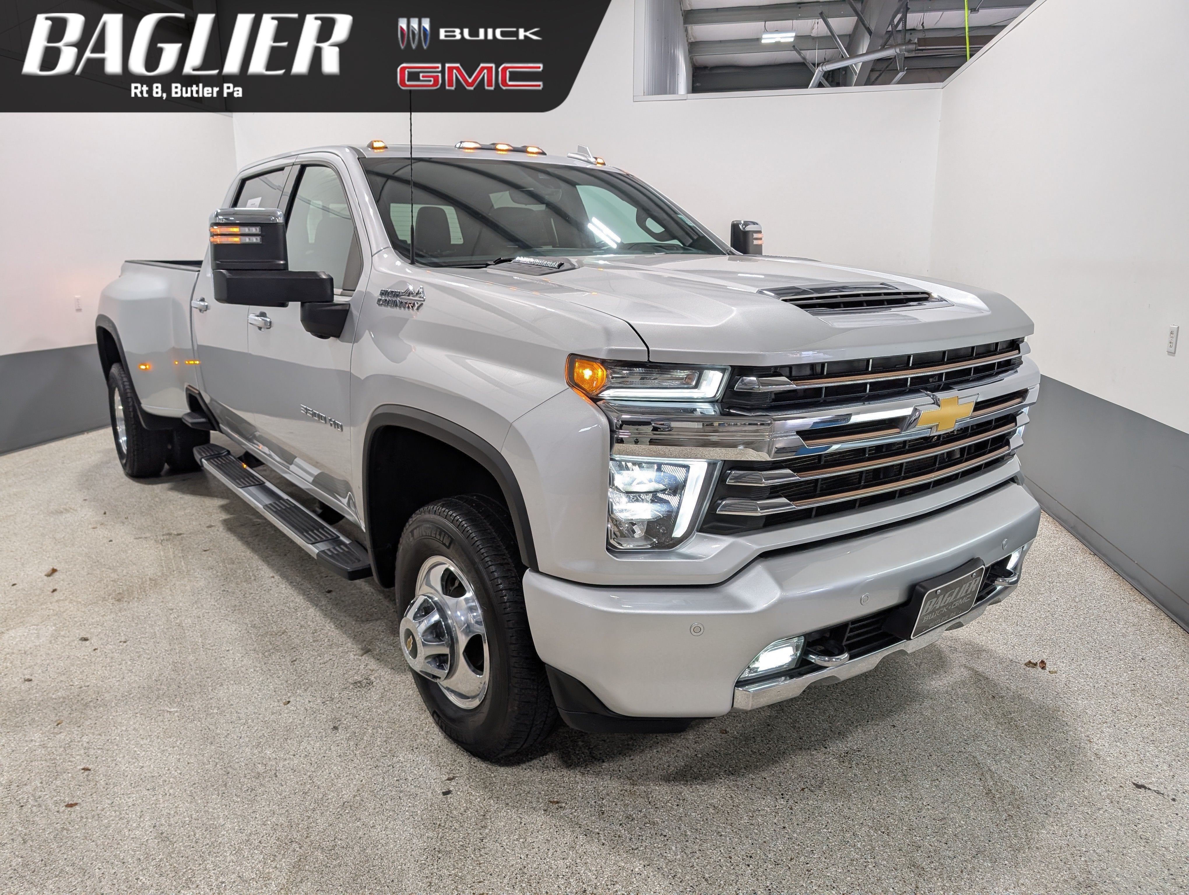 2022 Chevrolet Silverado 3500 HD High Country