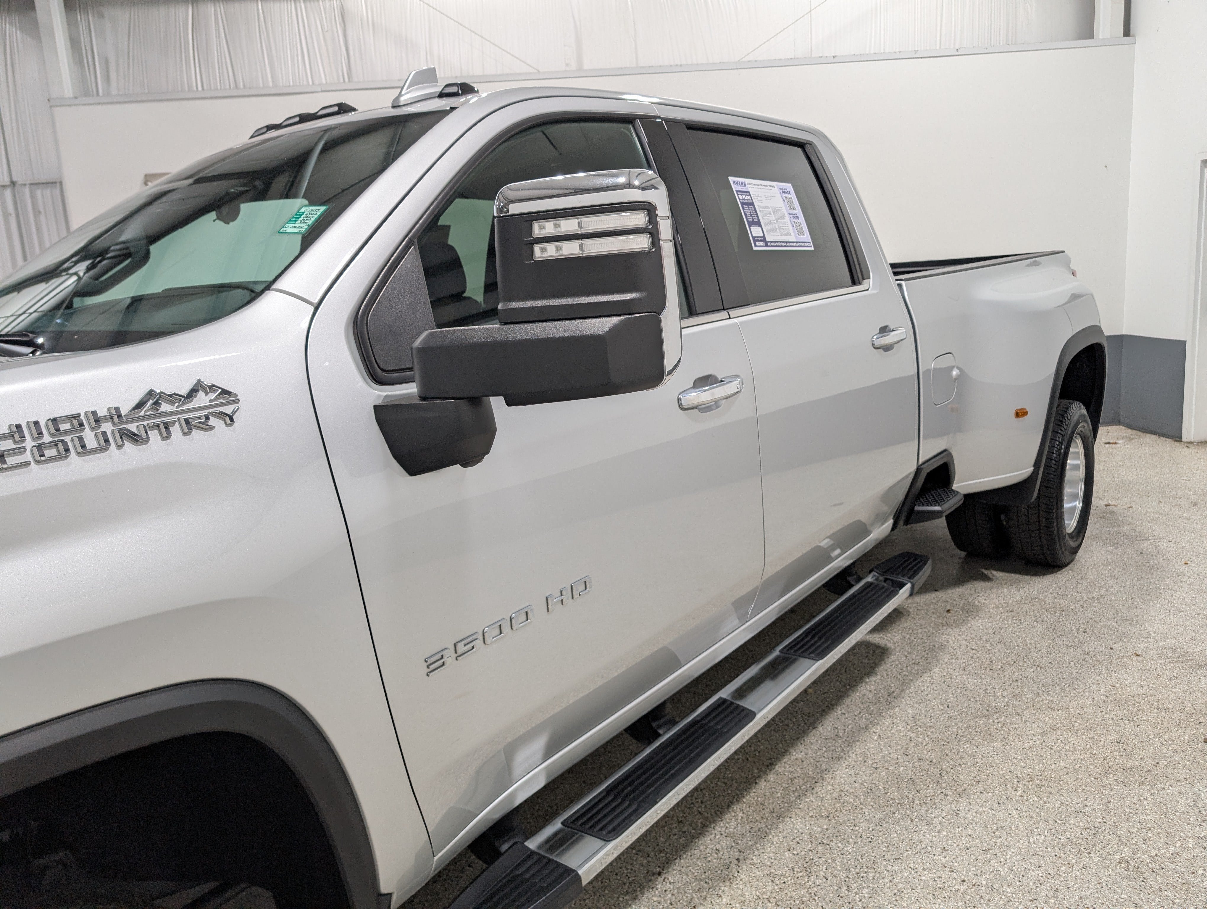 2022 Chevrolet Silverado 3500 HD High Country