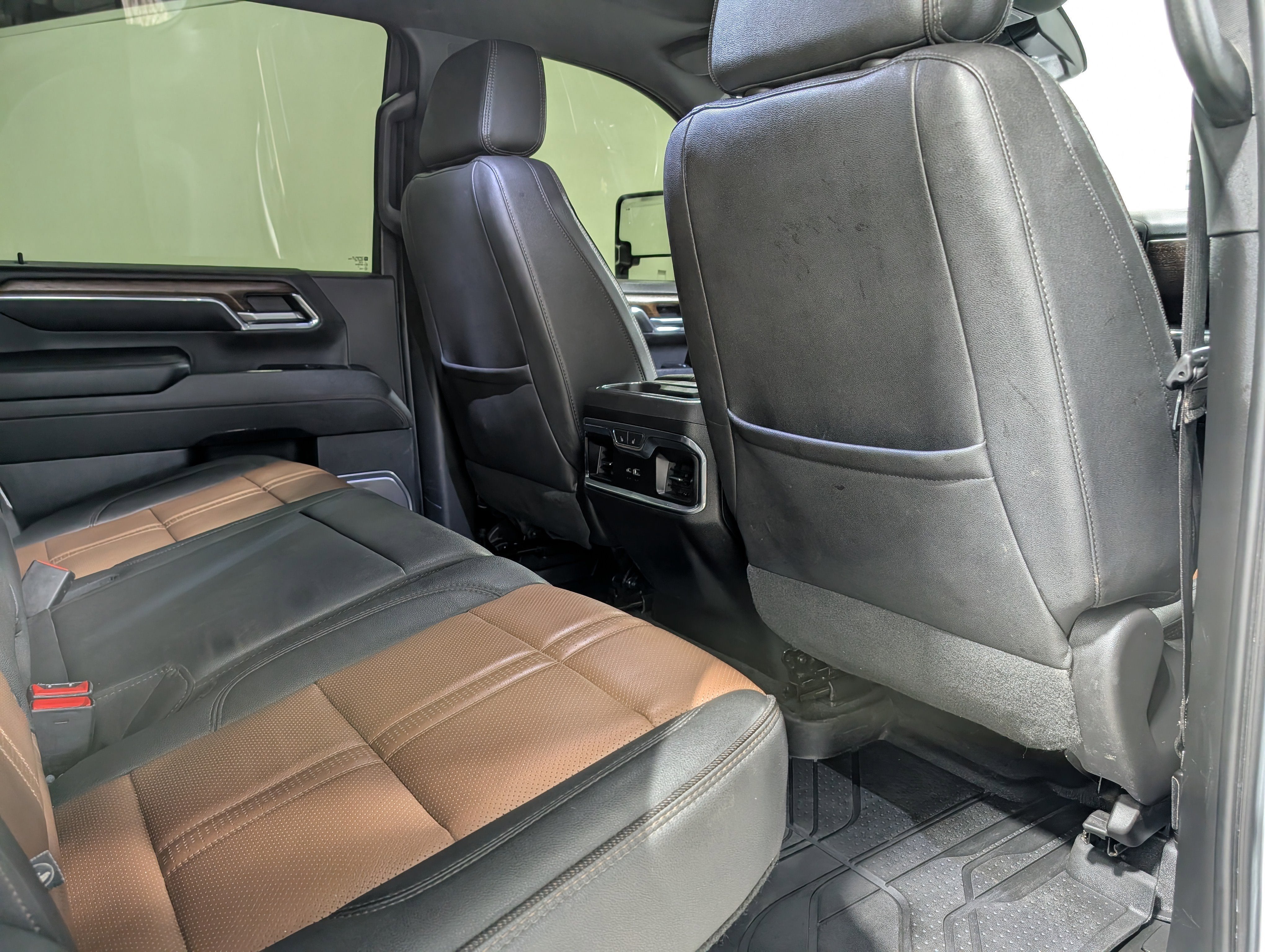 2024 Chevrolet Silverado 3500 HD High Country