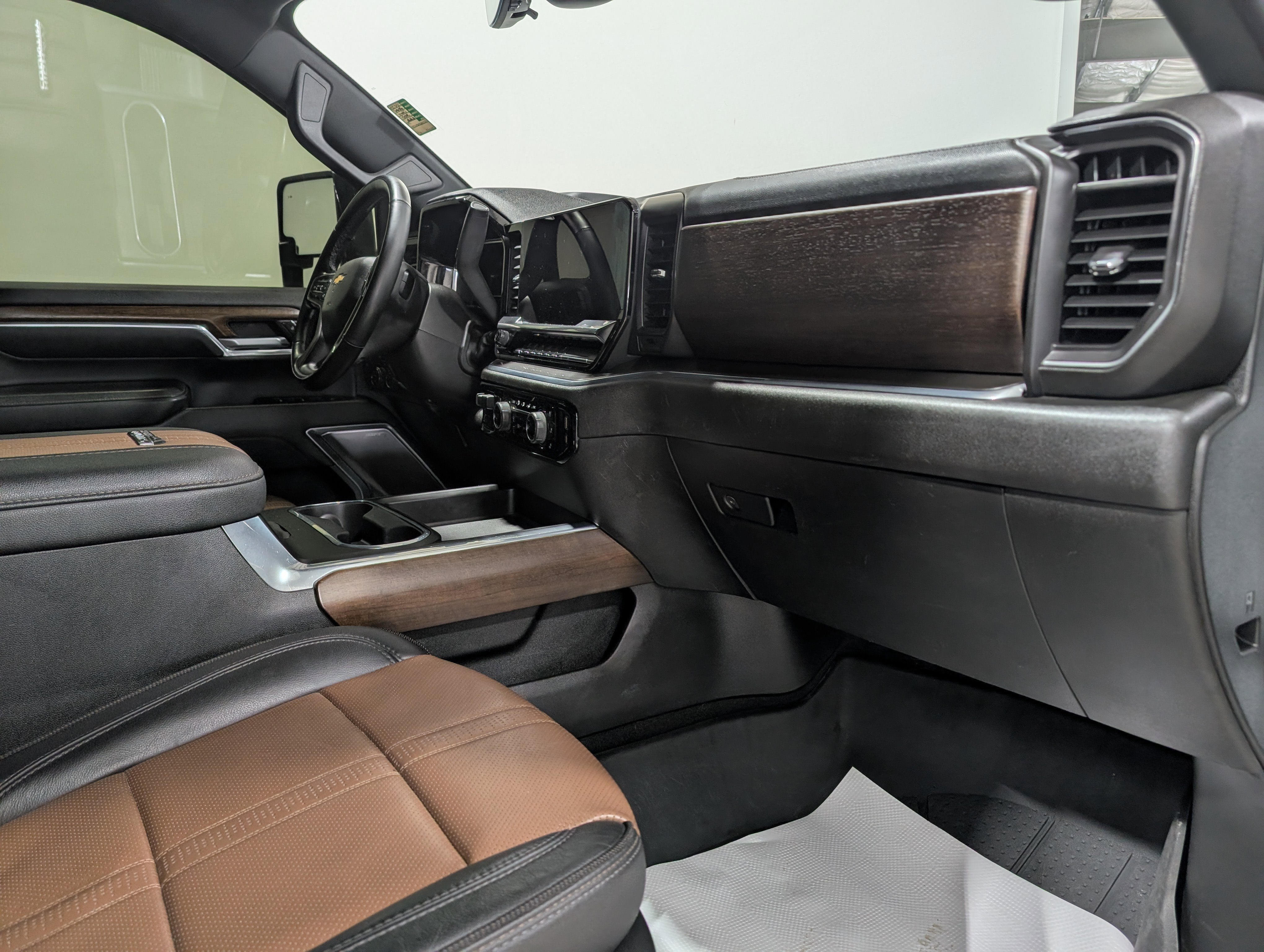 2024 Chevrolet Silverado 3500 HD High Country