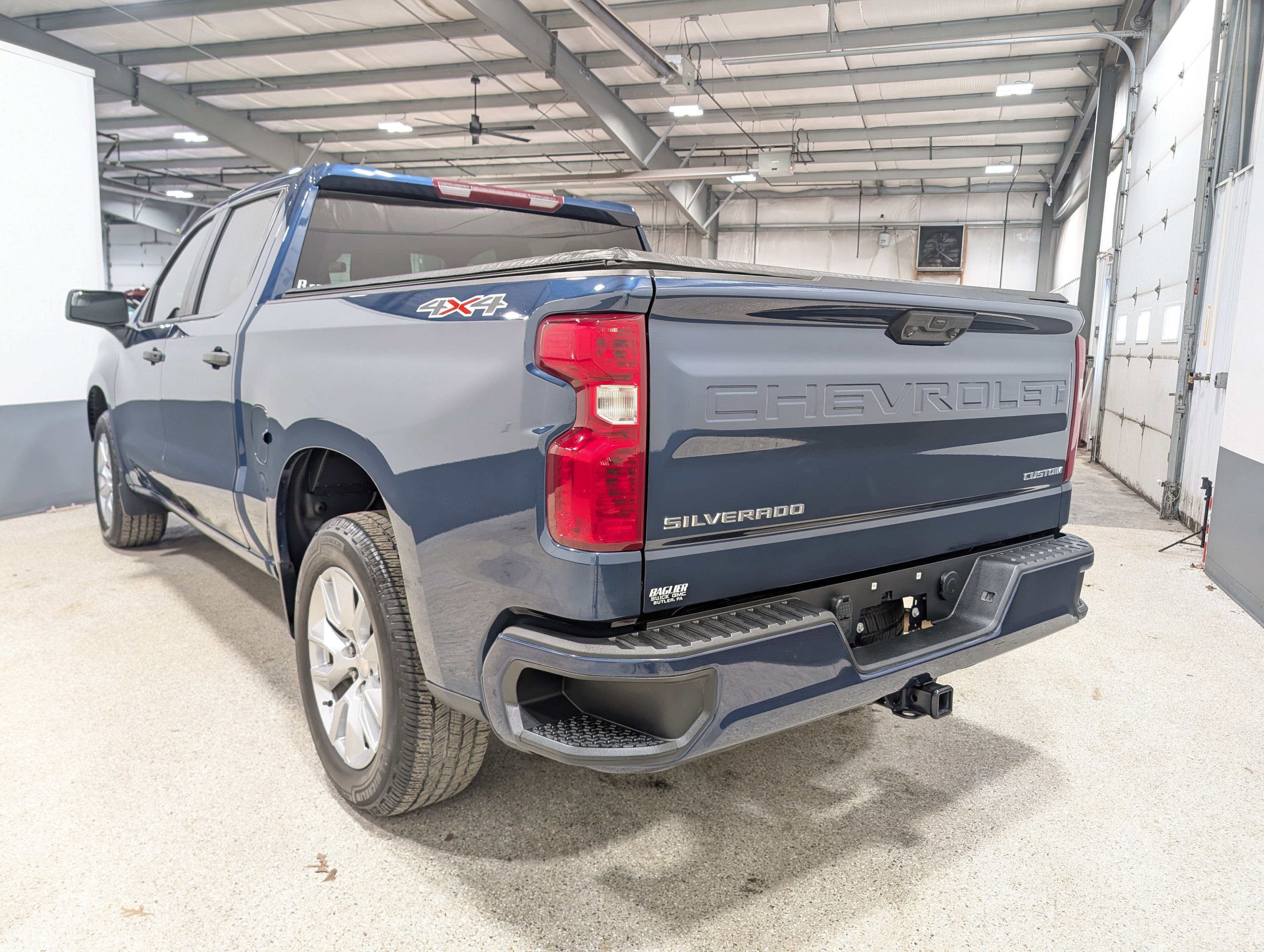 2022 Chevrolet Silverado 1500 Custom