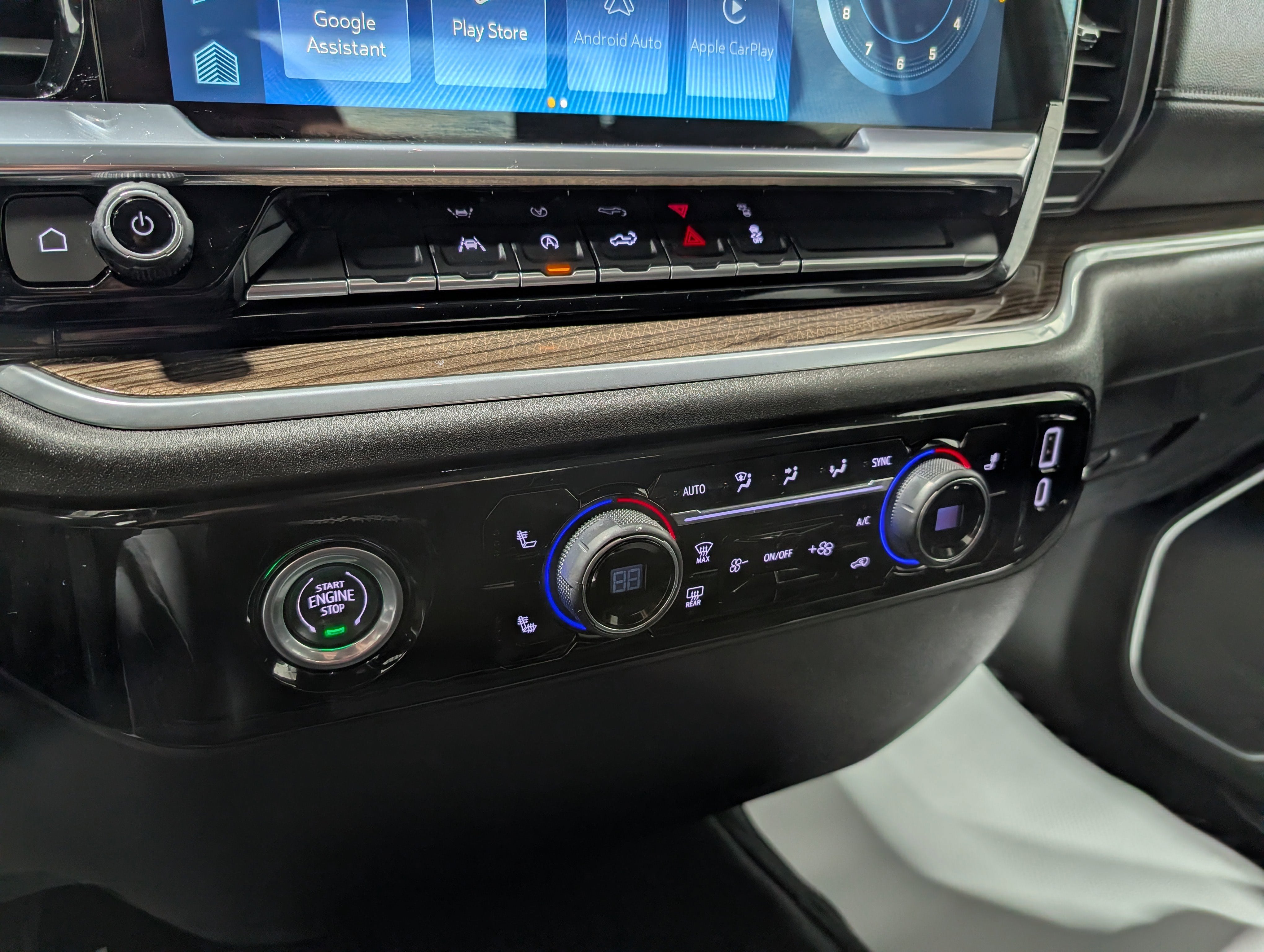 2022 Chevrolet Silverado 1500 LT (2FL)