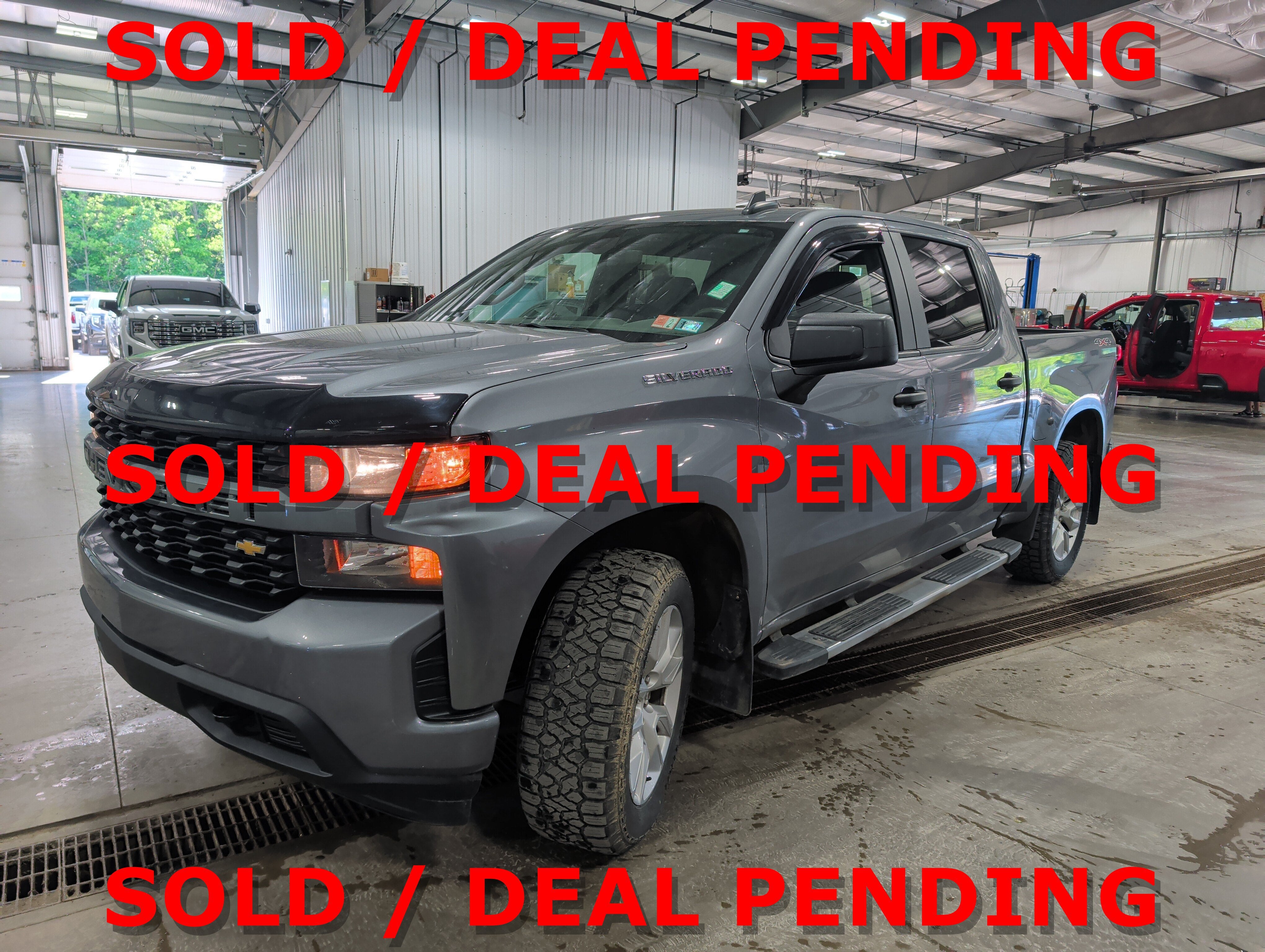 2020 Chevrolet Silverado 1500 Custom