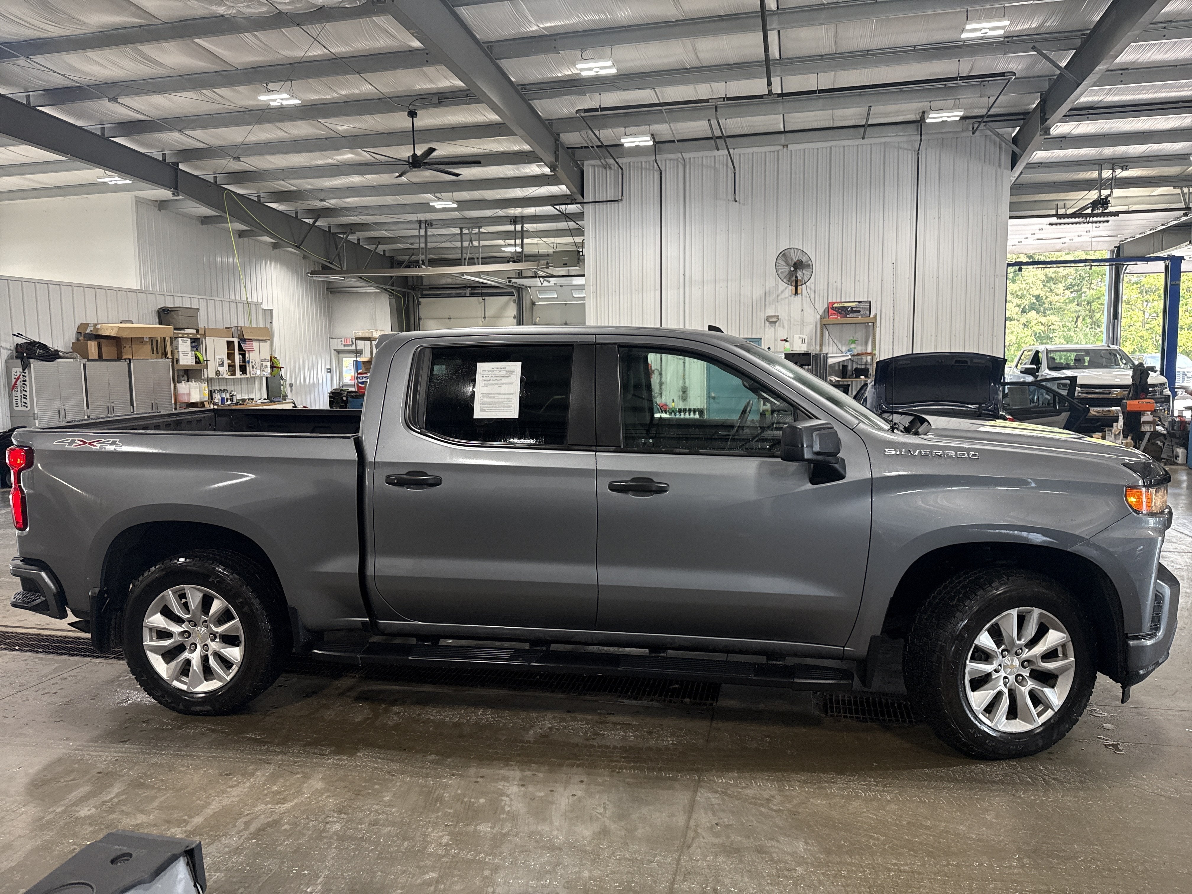 2021 Chevrolet Silverado 1500 Custom