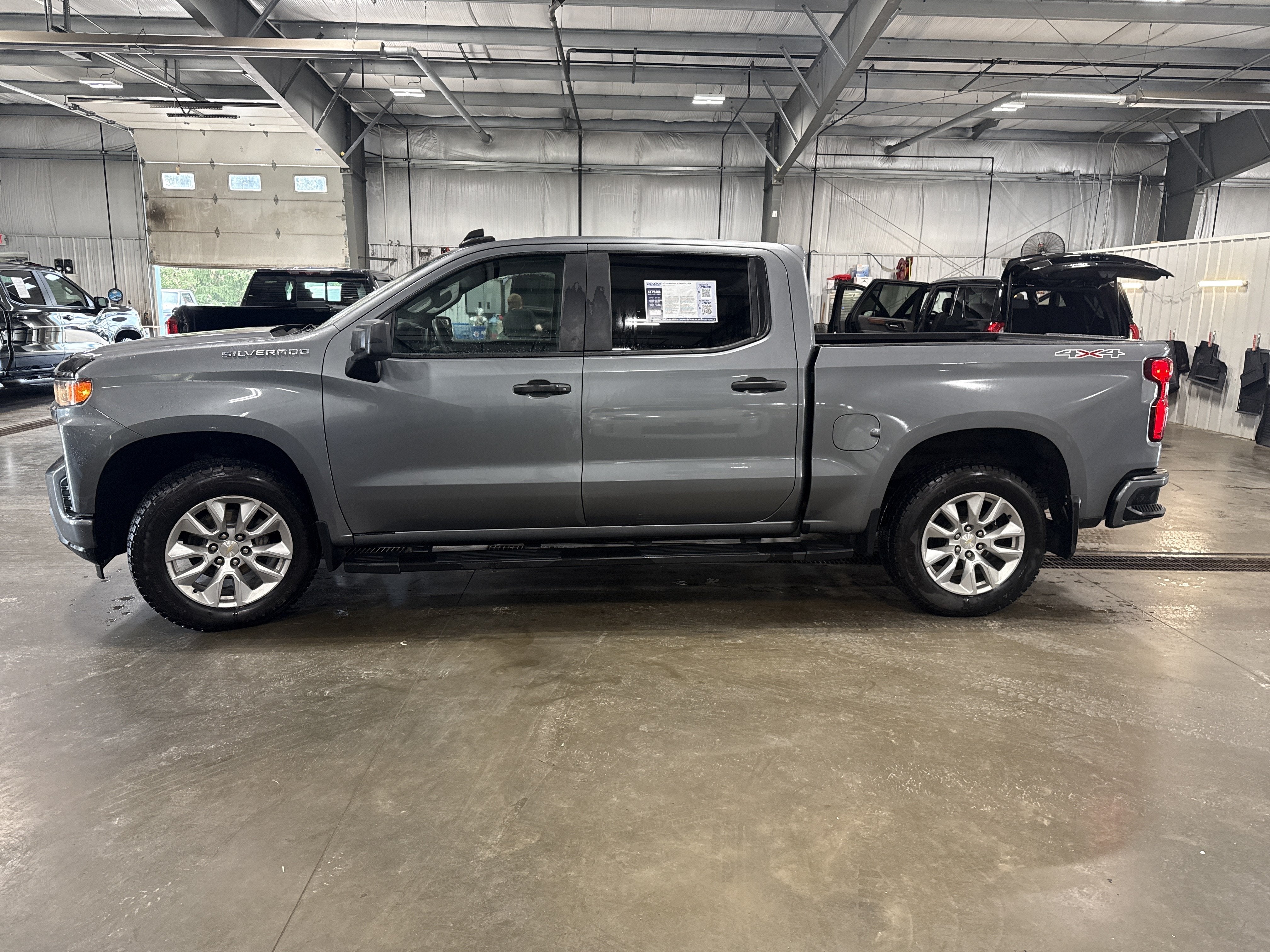 2021 Chevrolet Silverado 1500 Custom