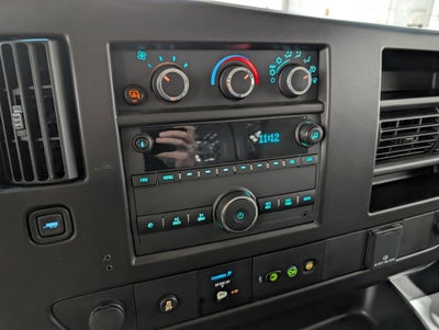 2022 Chevrolet Express Cargo 3500 WT