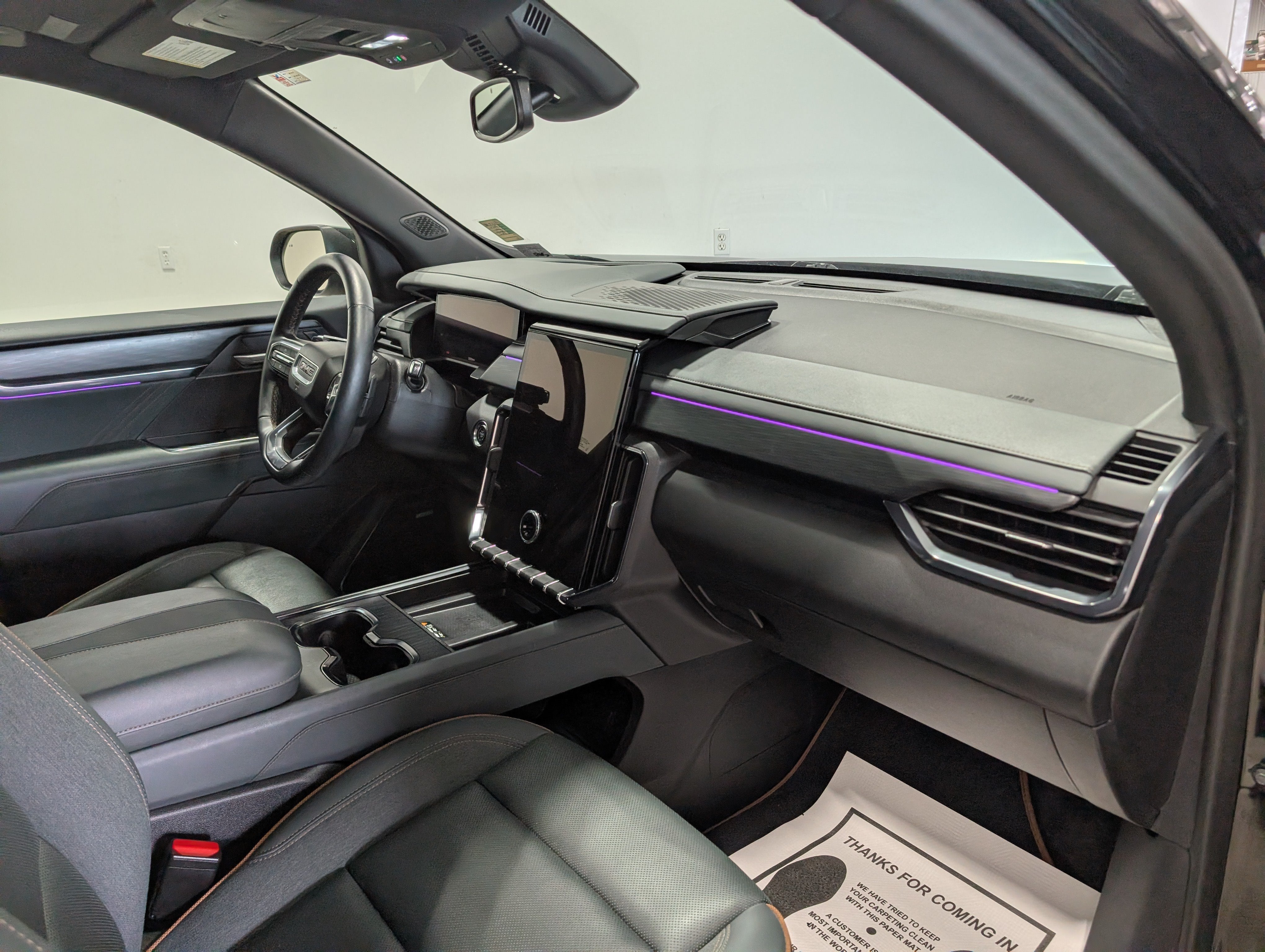 2024 GMC Acadia AT4