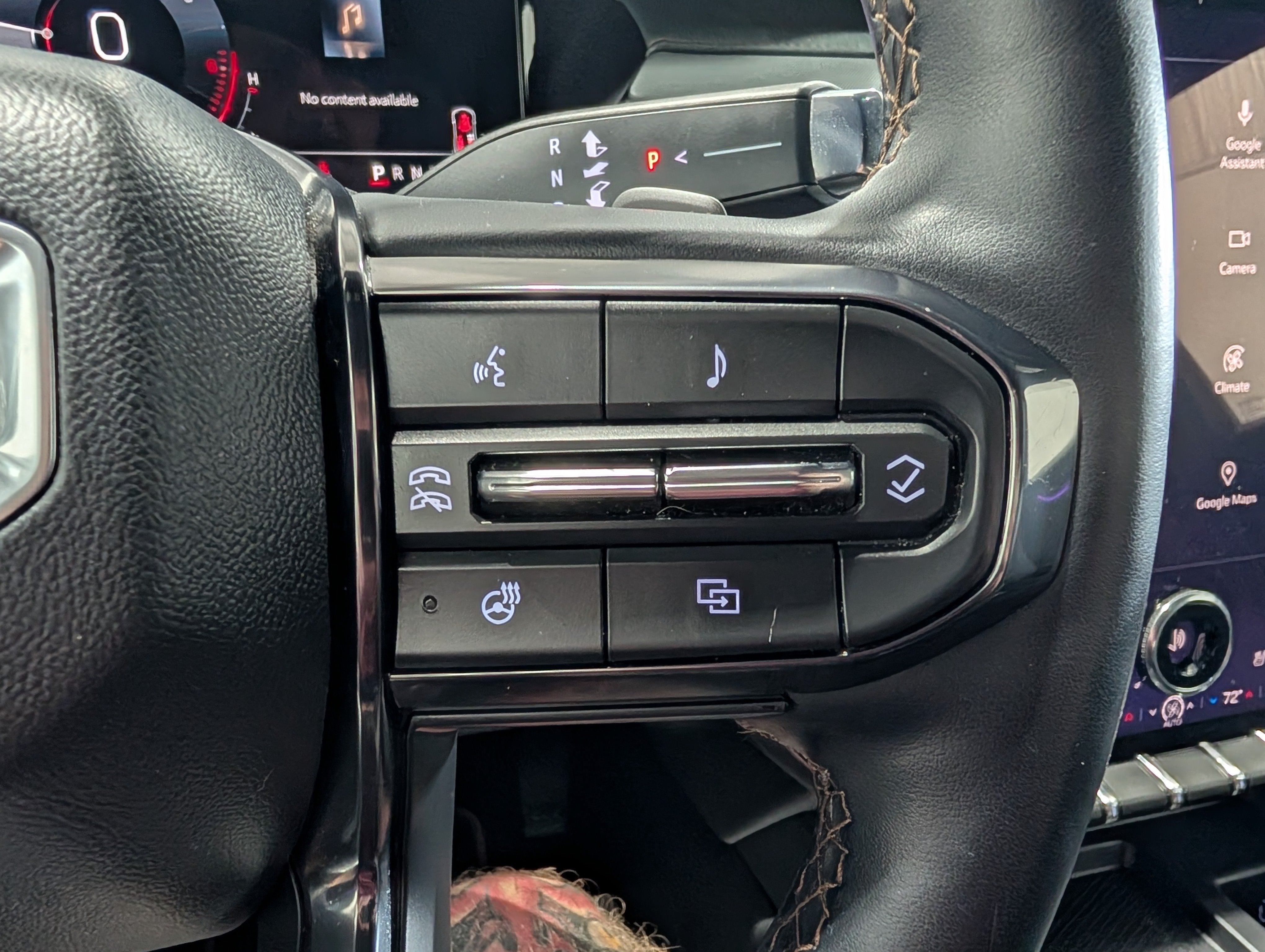 2024 GMC Acadia AT4