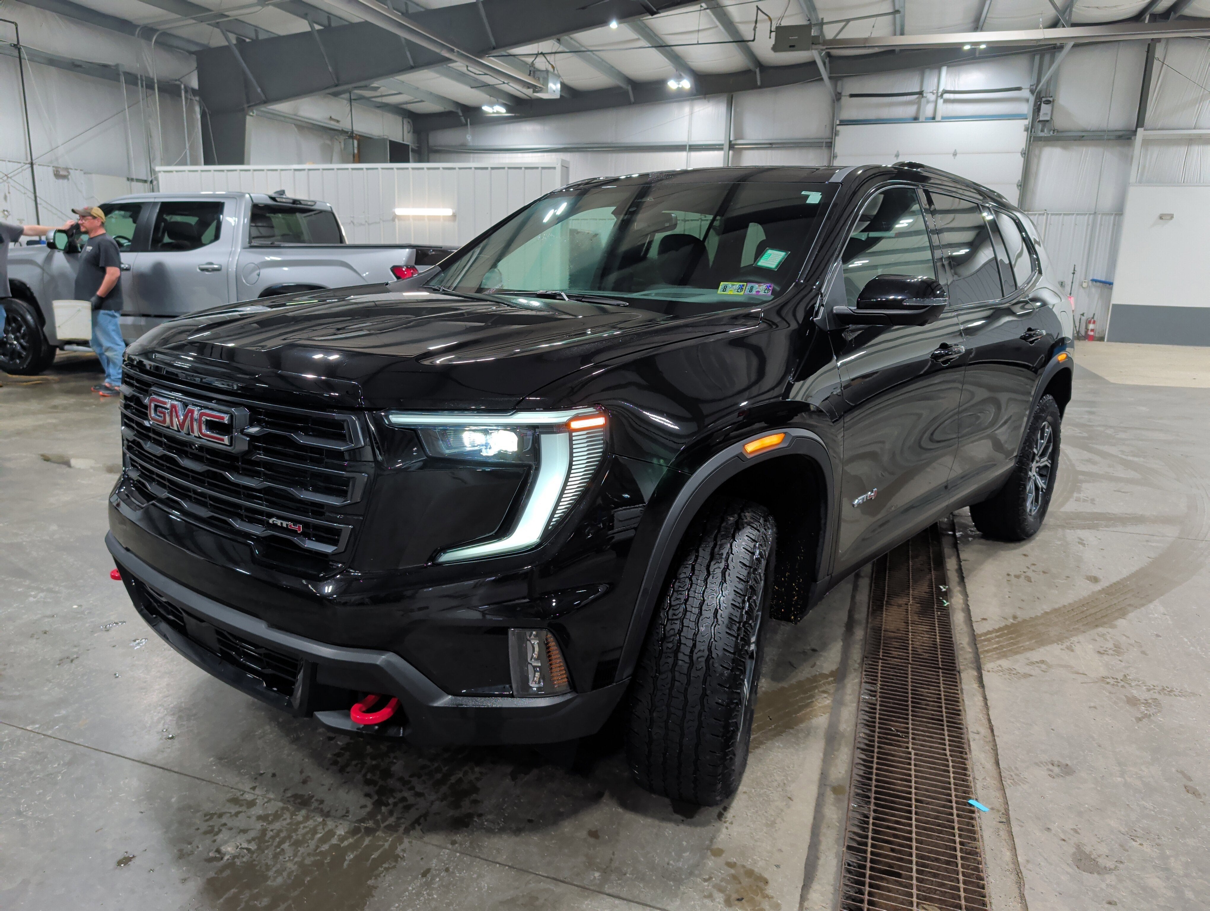 2024 GMC Acadia AT4
