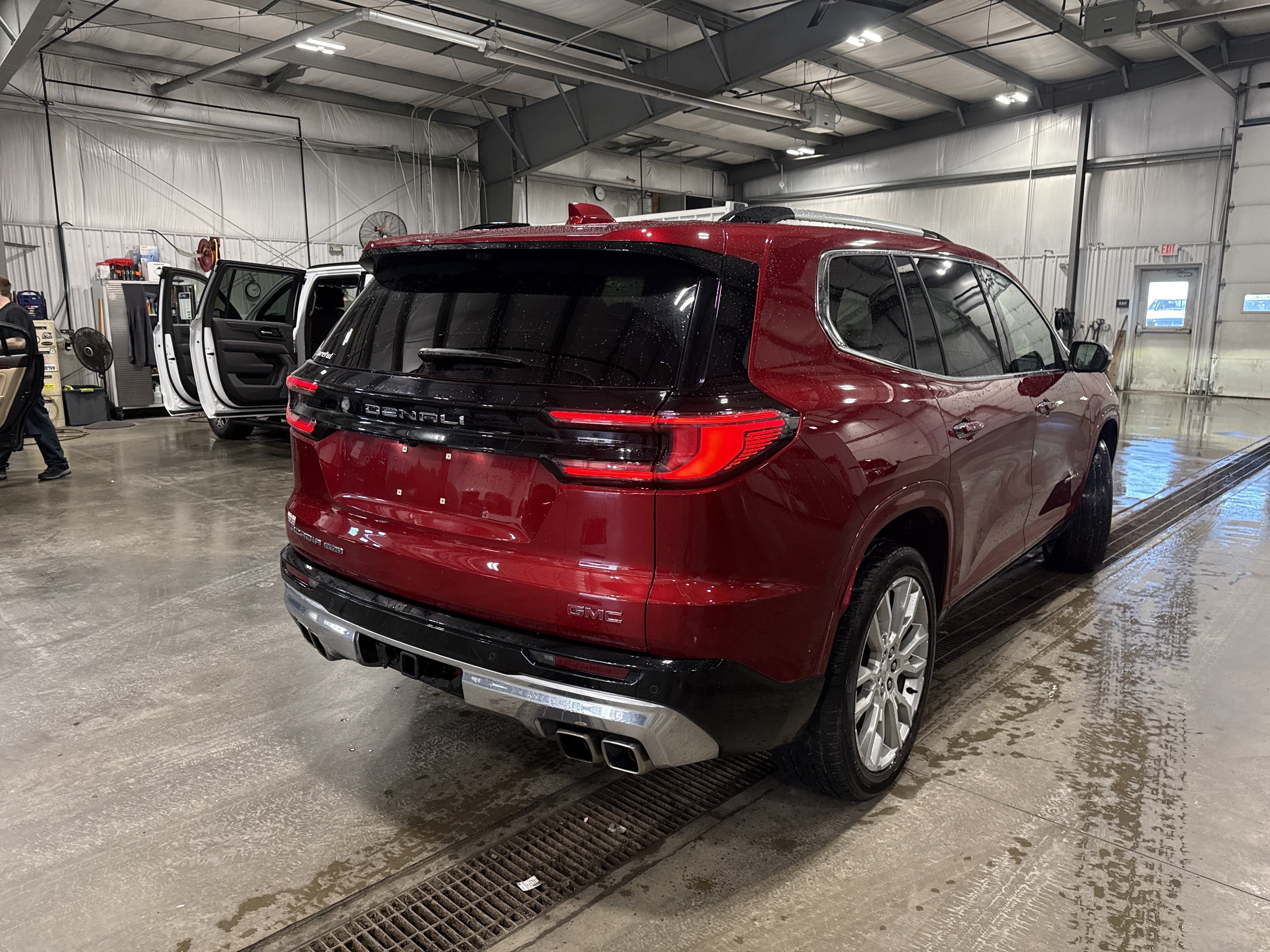 2024 GMC Acadia Denali