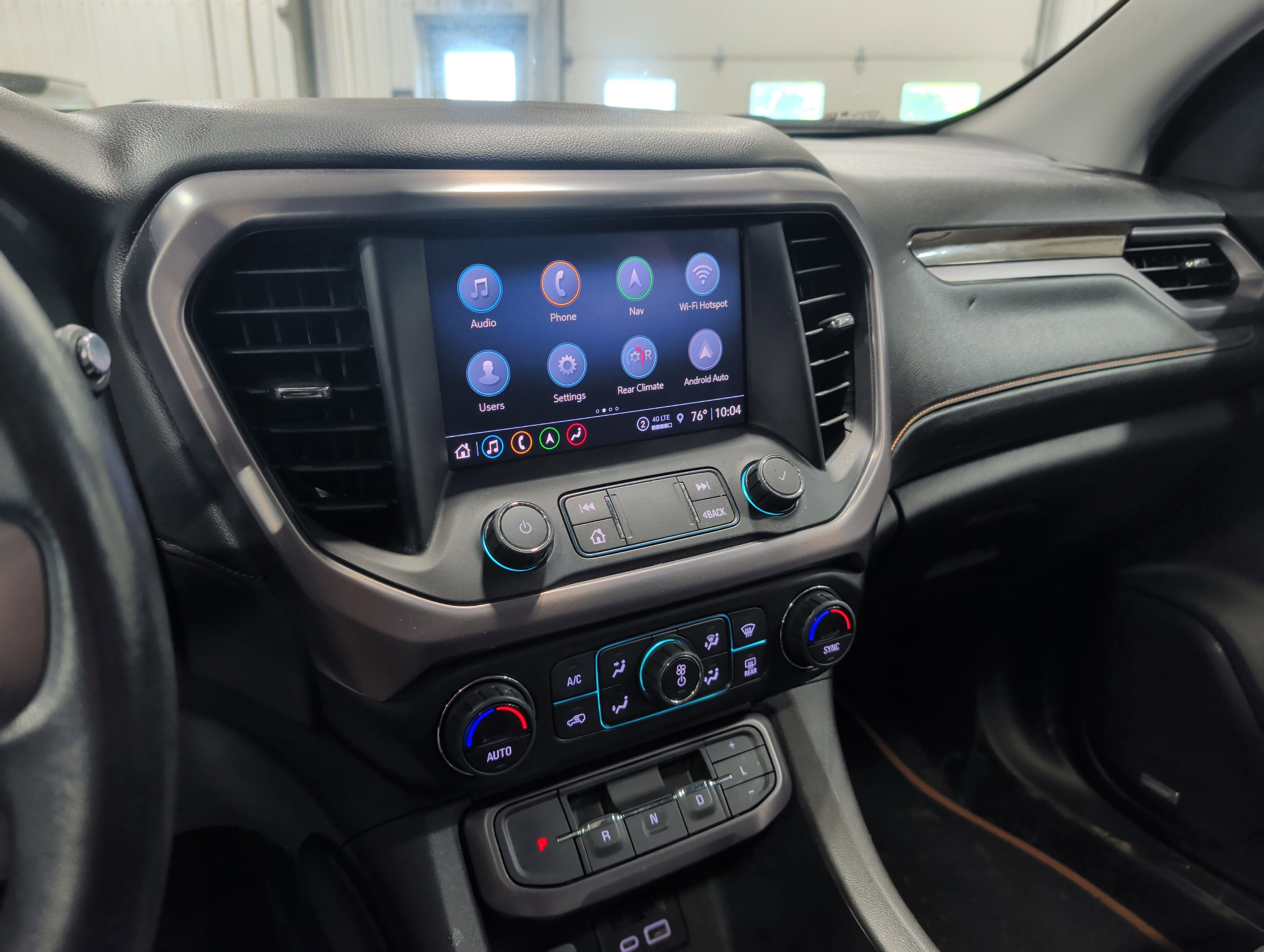 2021 GMC Acadia AT4