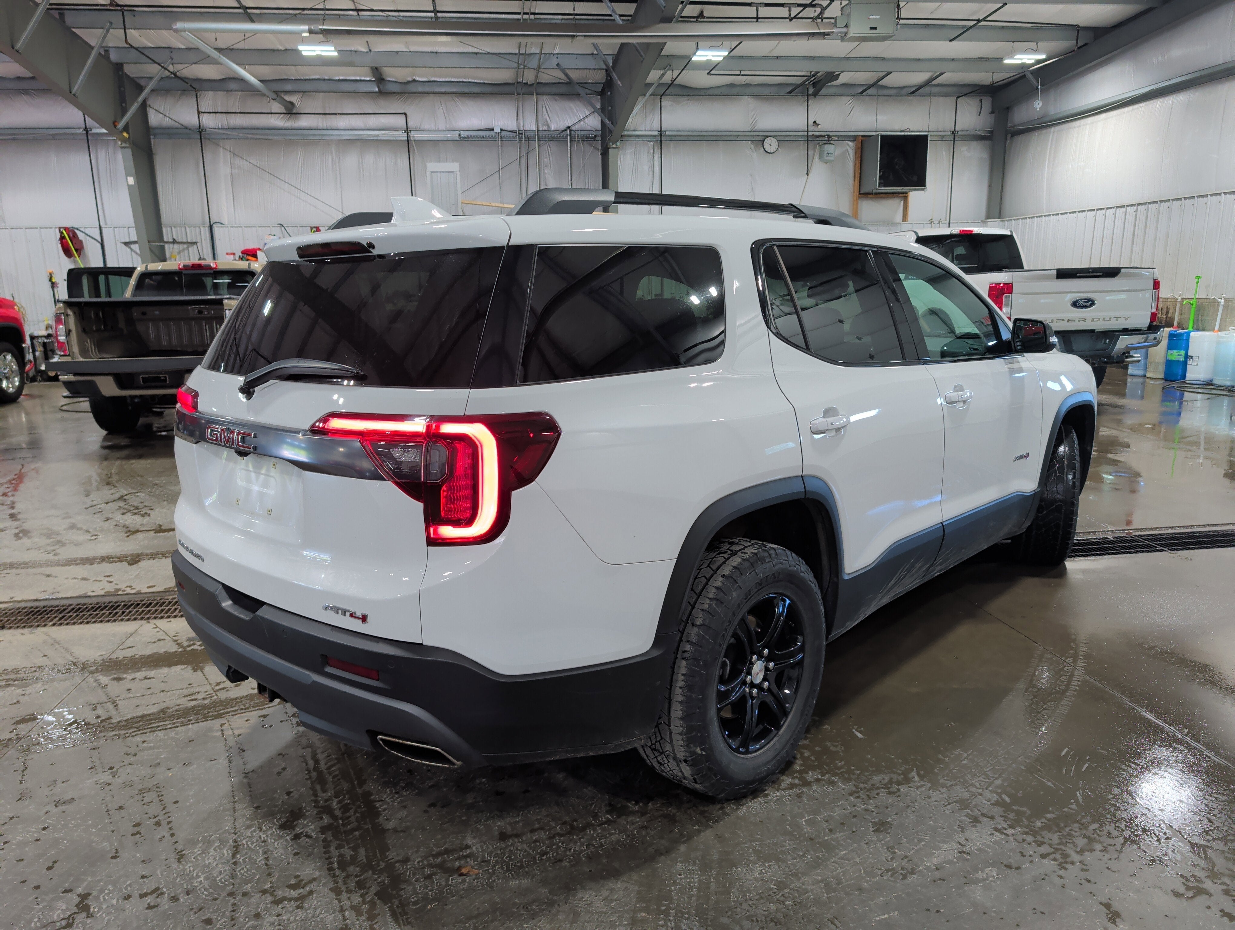2021 GMC Acadia AT4