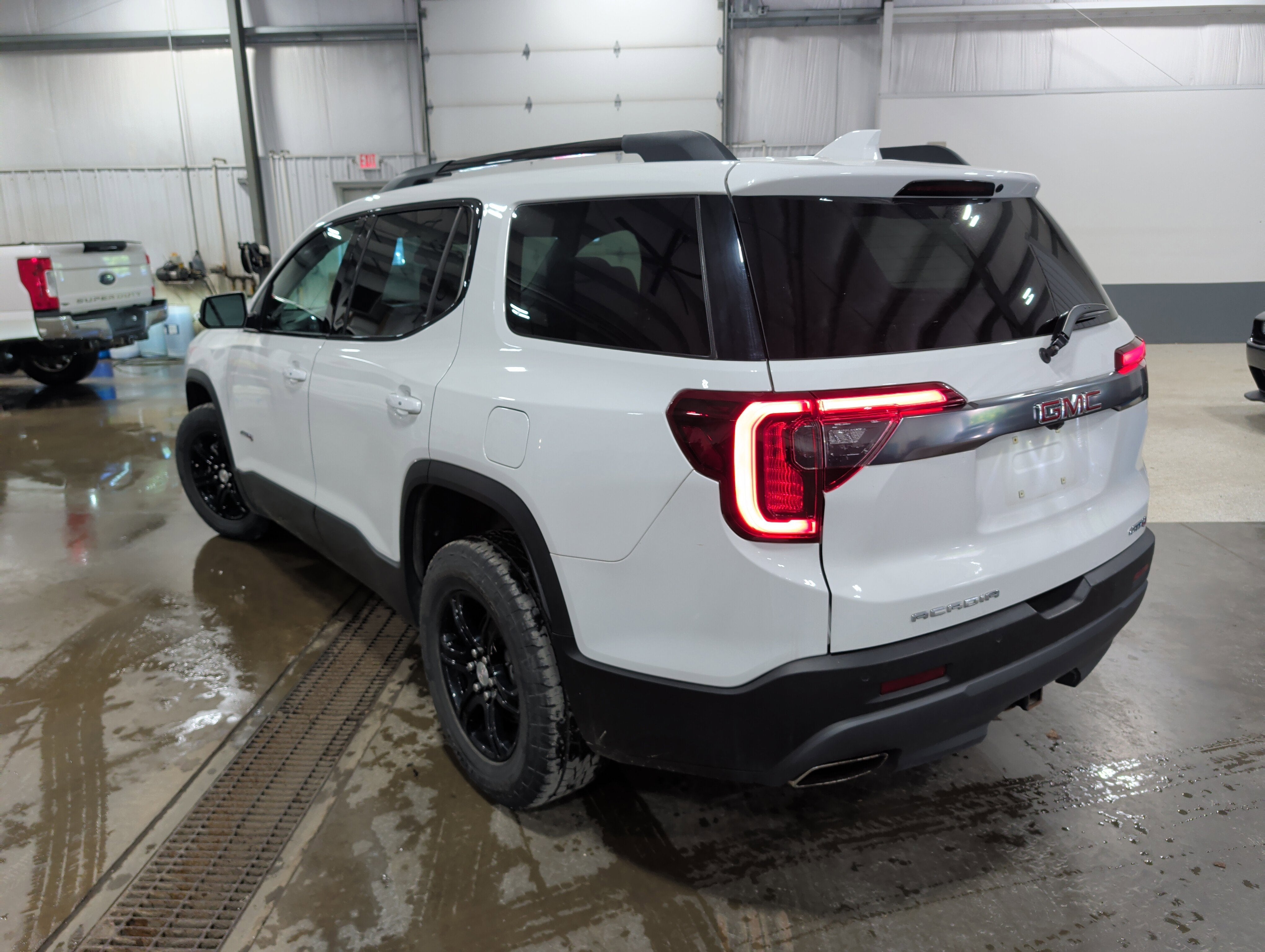 2021 GMC Acadia AT4