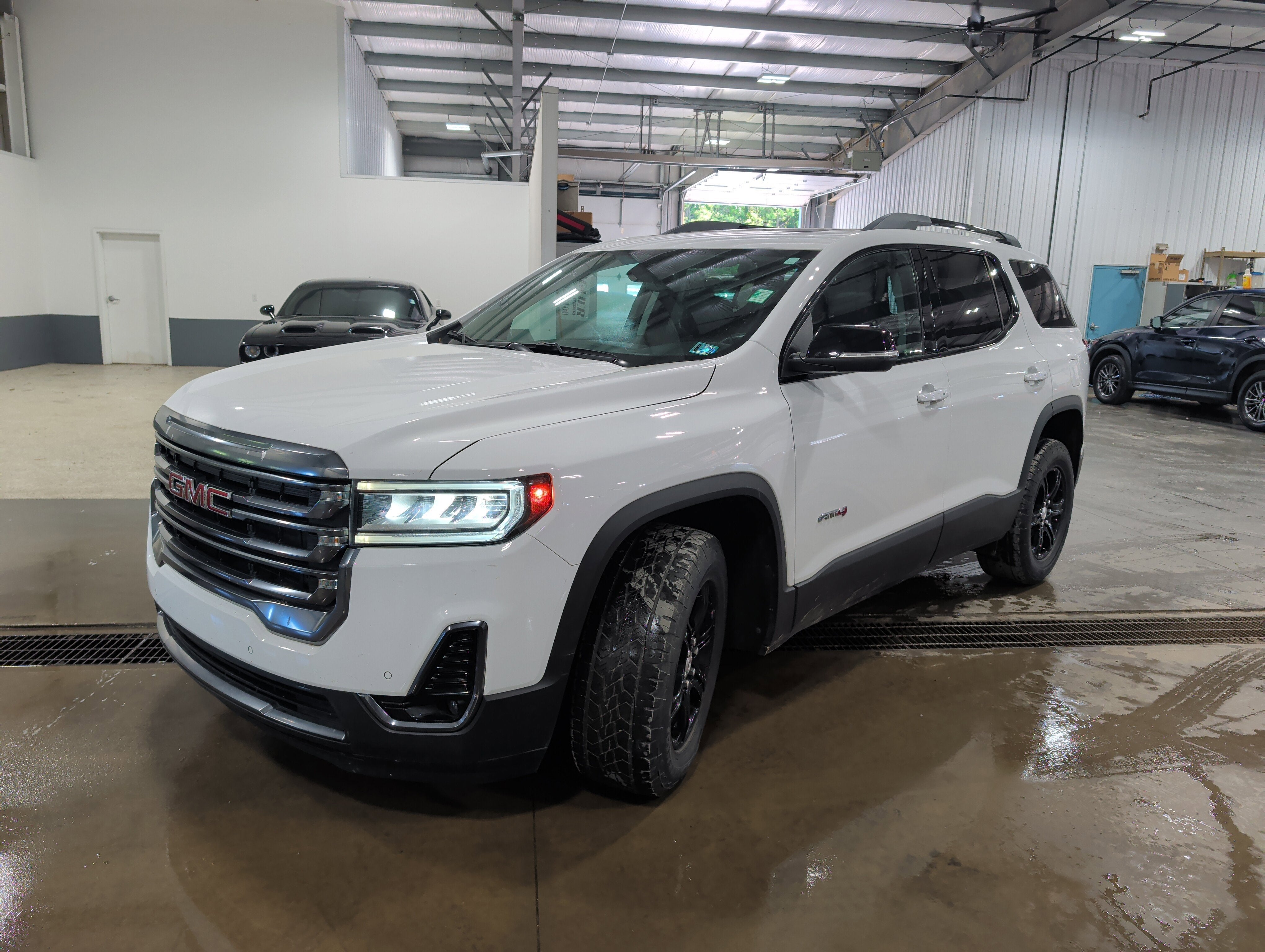 2021 GMC Acadia AT4