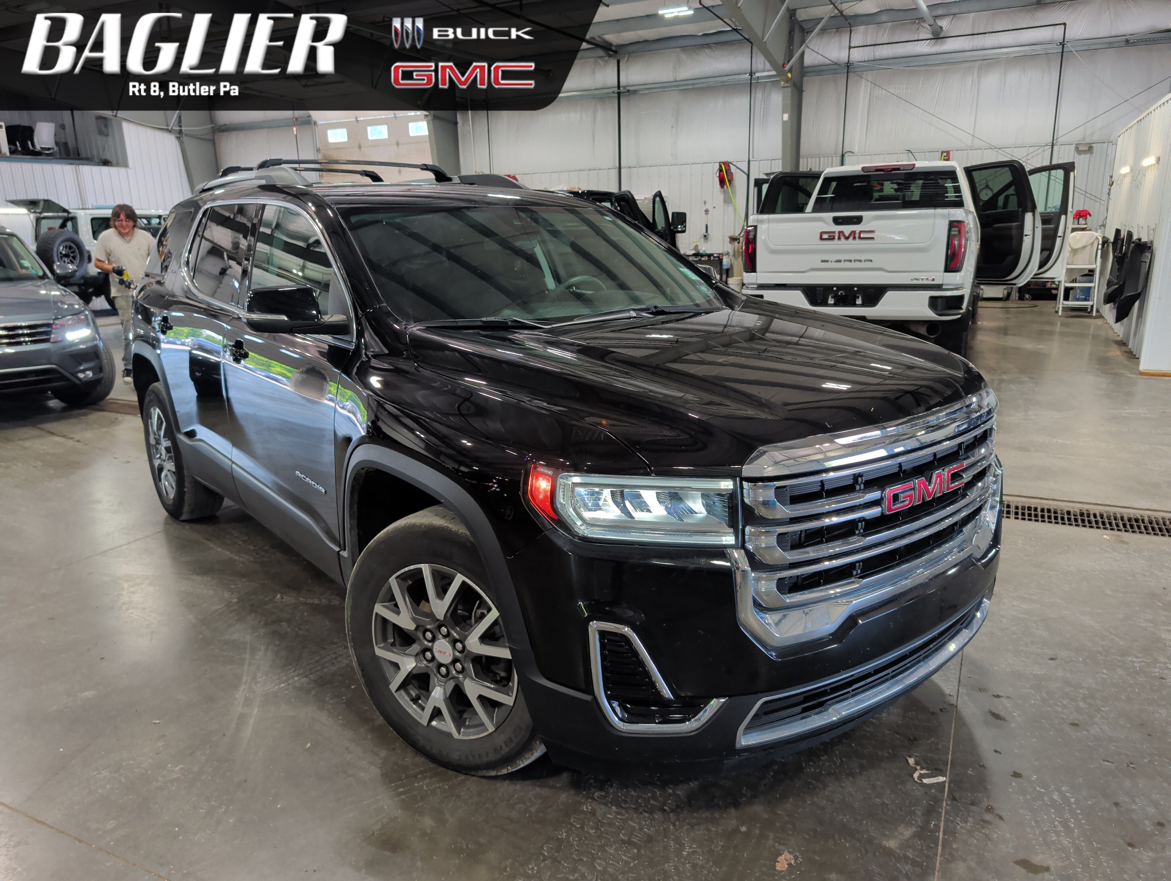 2023 GMC Acadia SLE