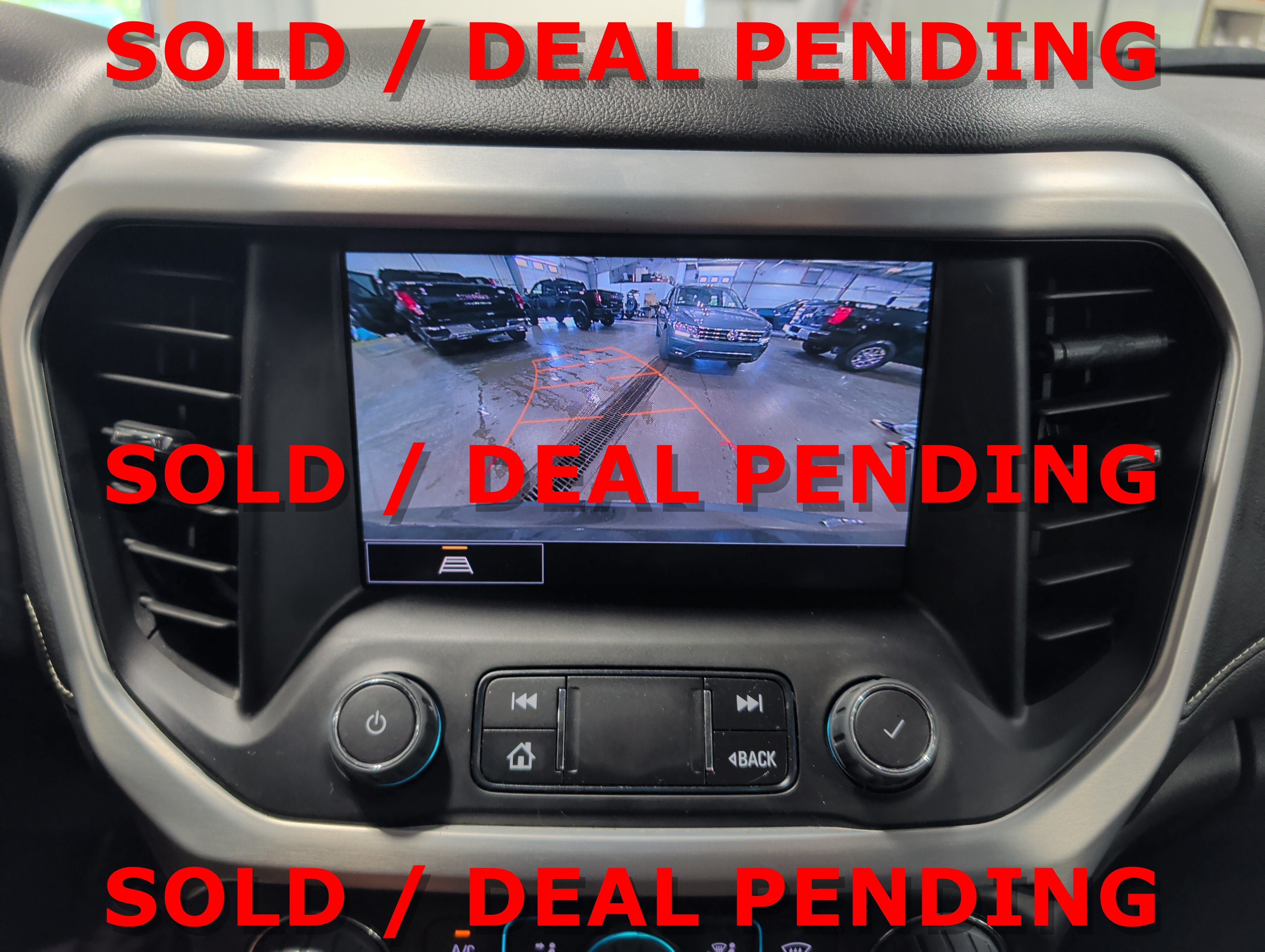 2023 GMC Acadia SLE