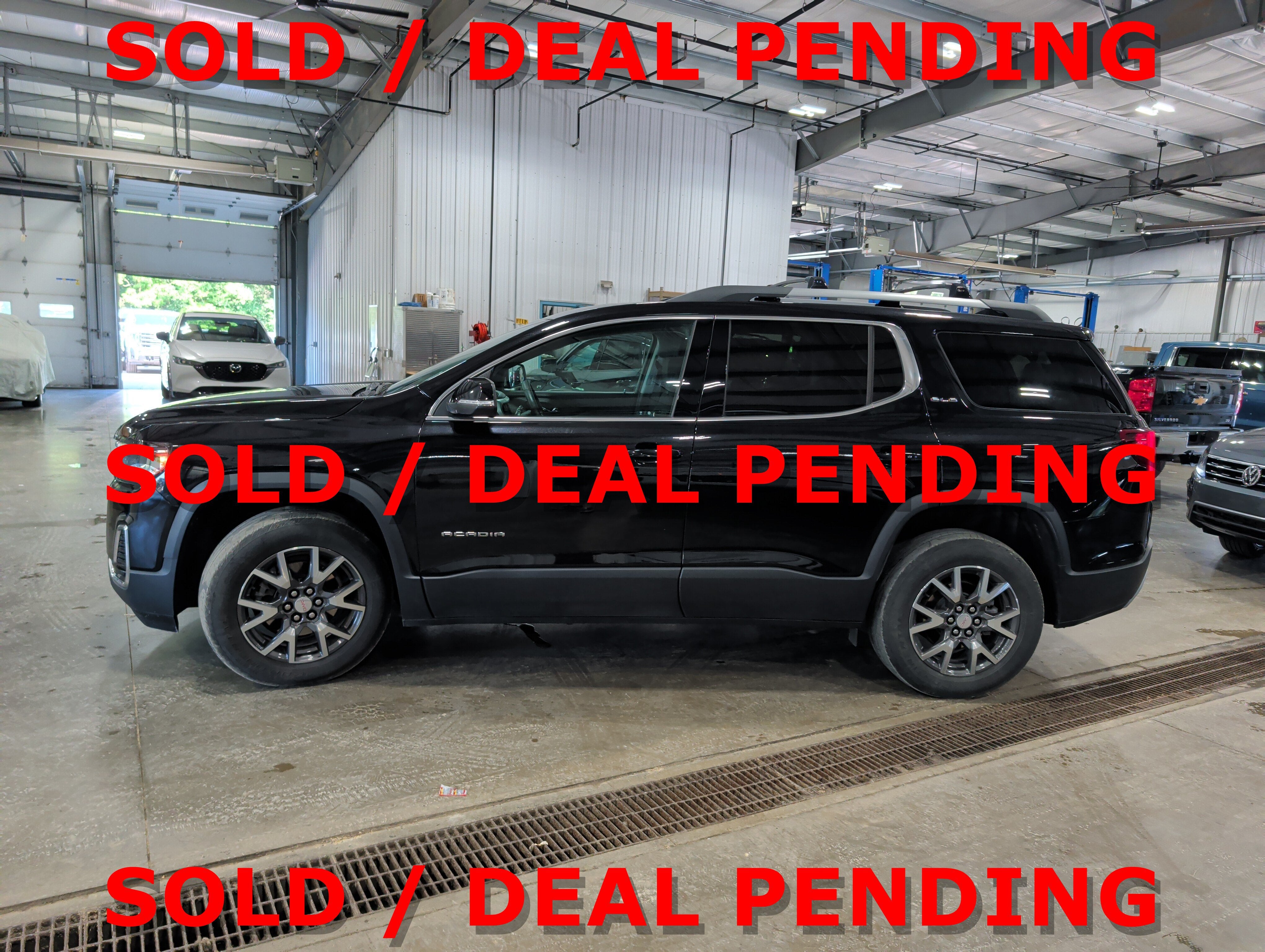 2023 GMC Acadia SLE