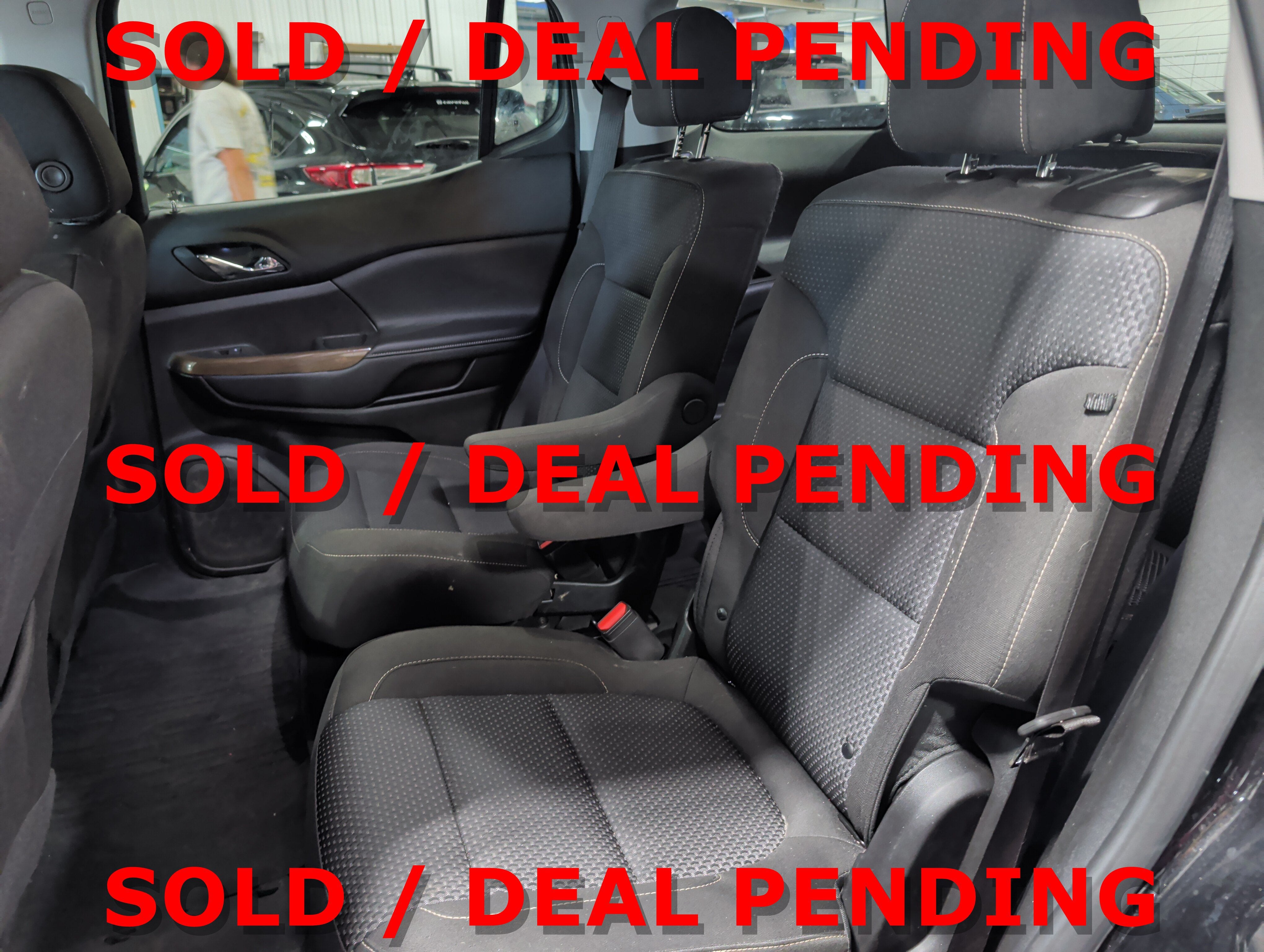 2023 GMC Acadia SLE