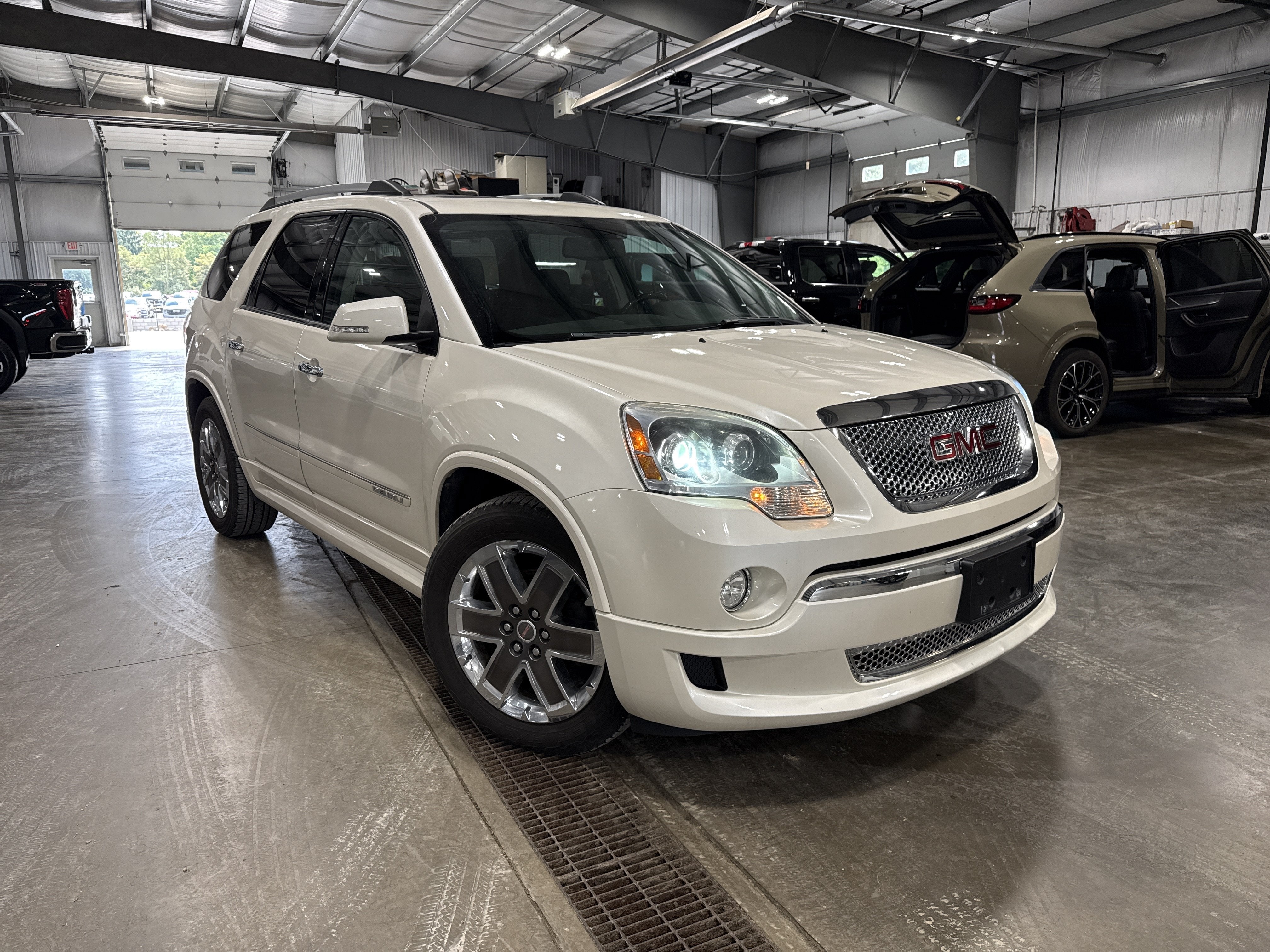 2011 GMC Acadia Denali