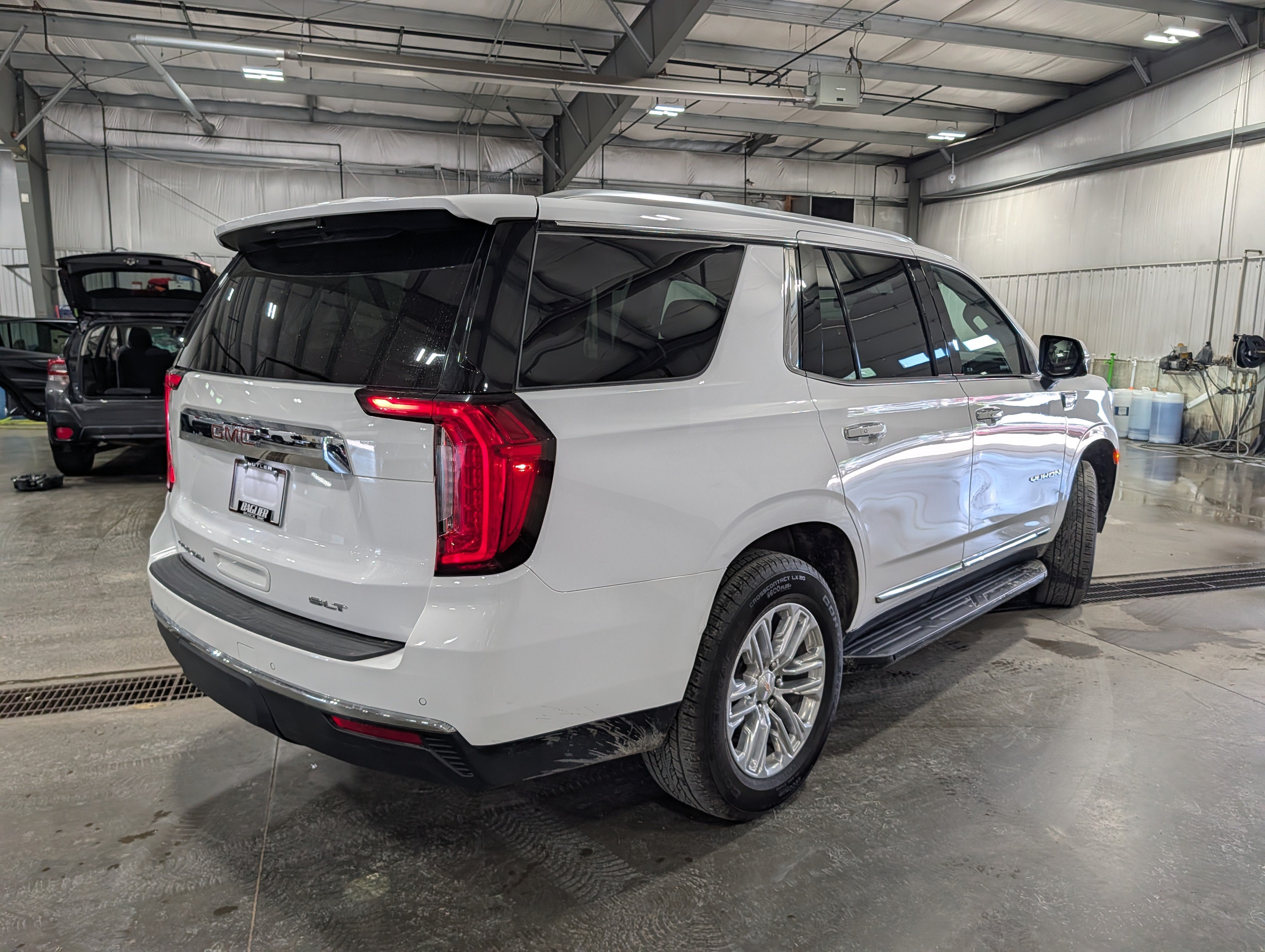 2024 GMC Yukon SLT