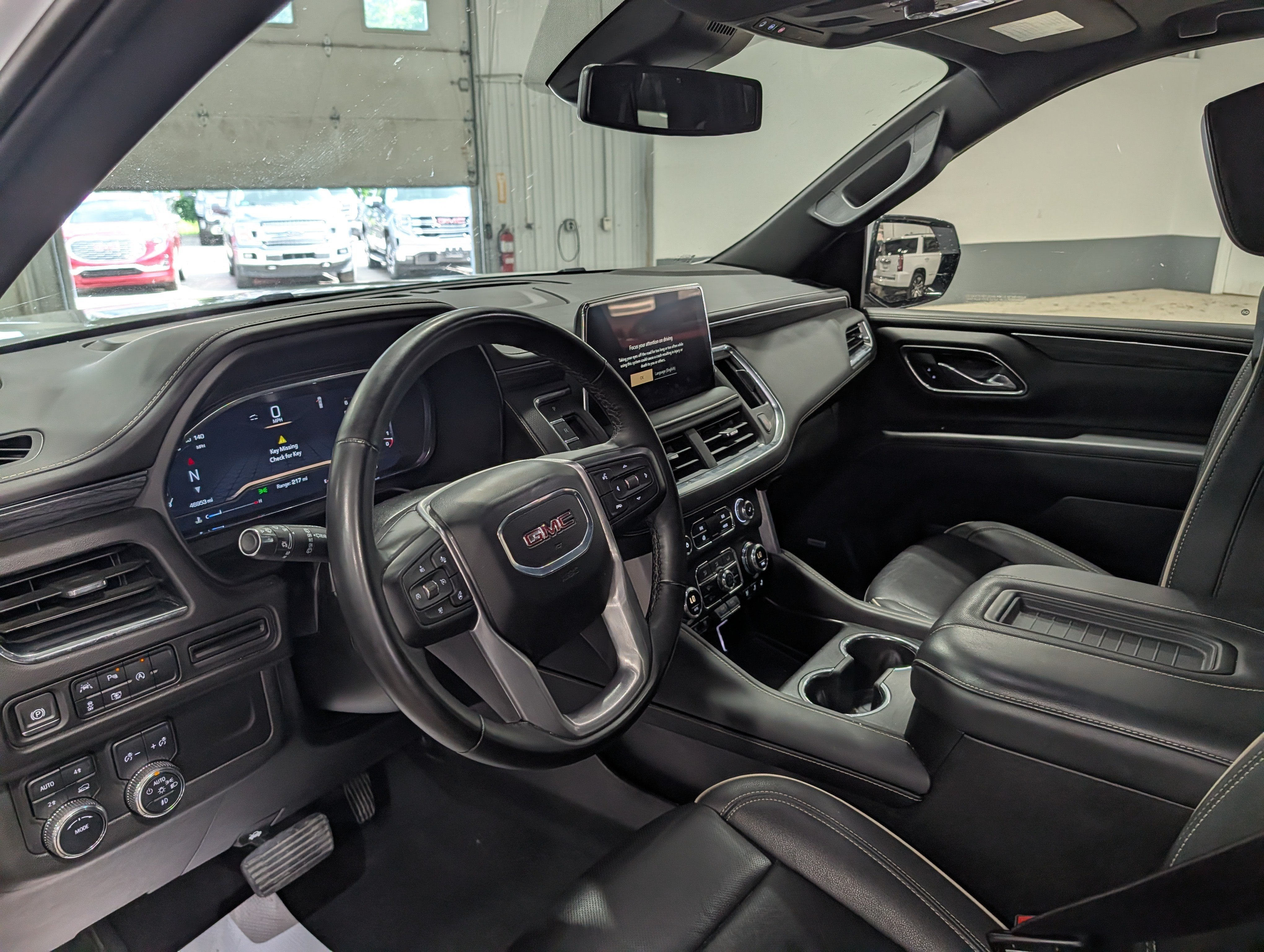 2024 GMC Yukon SLT