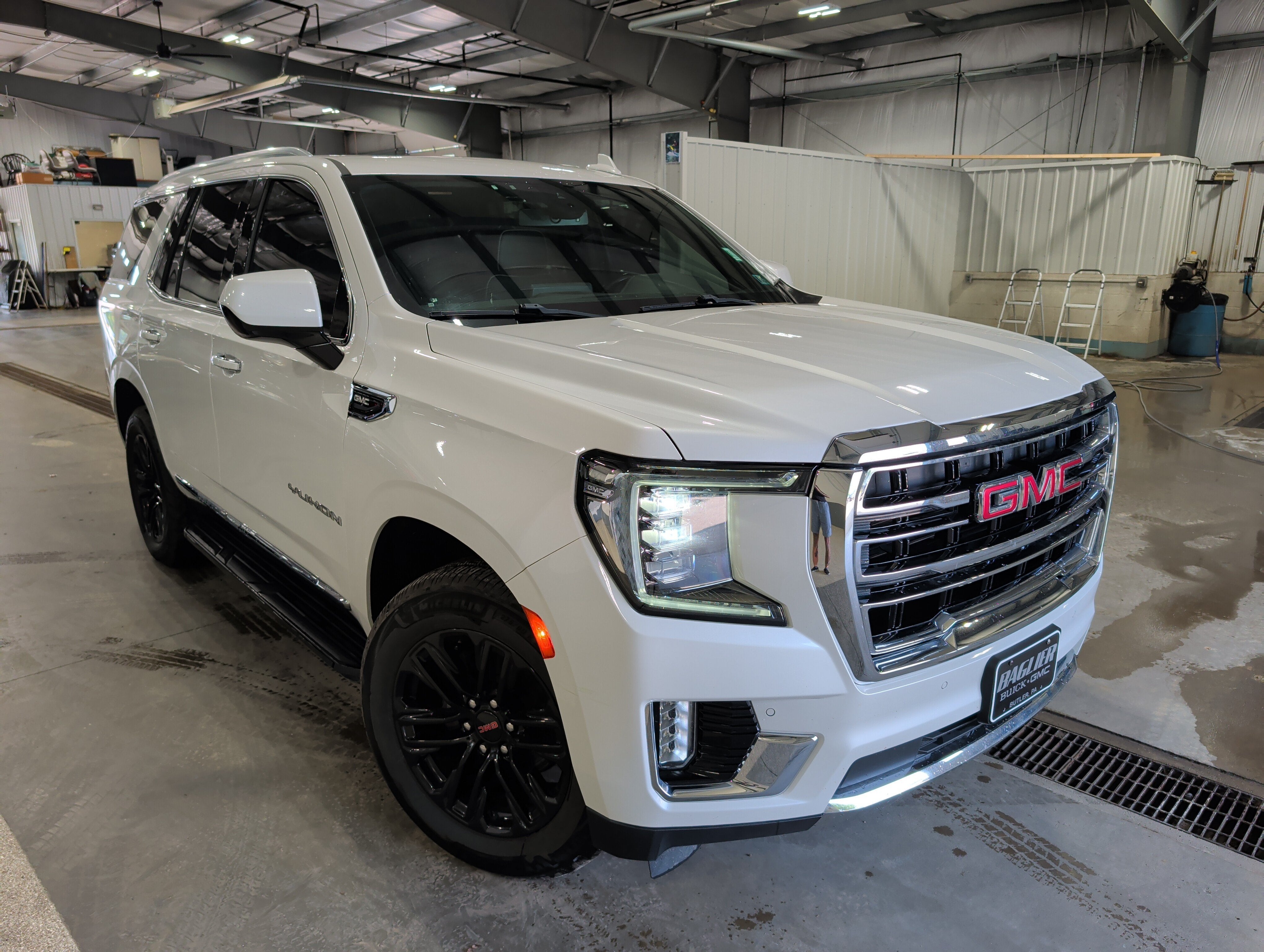 2021 GMC Yukon SLT