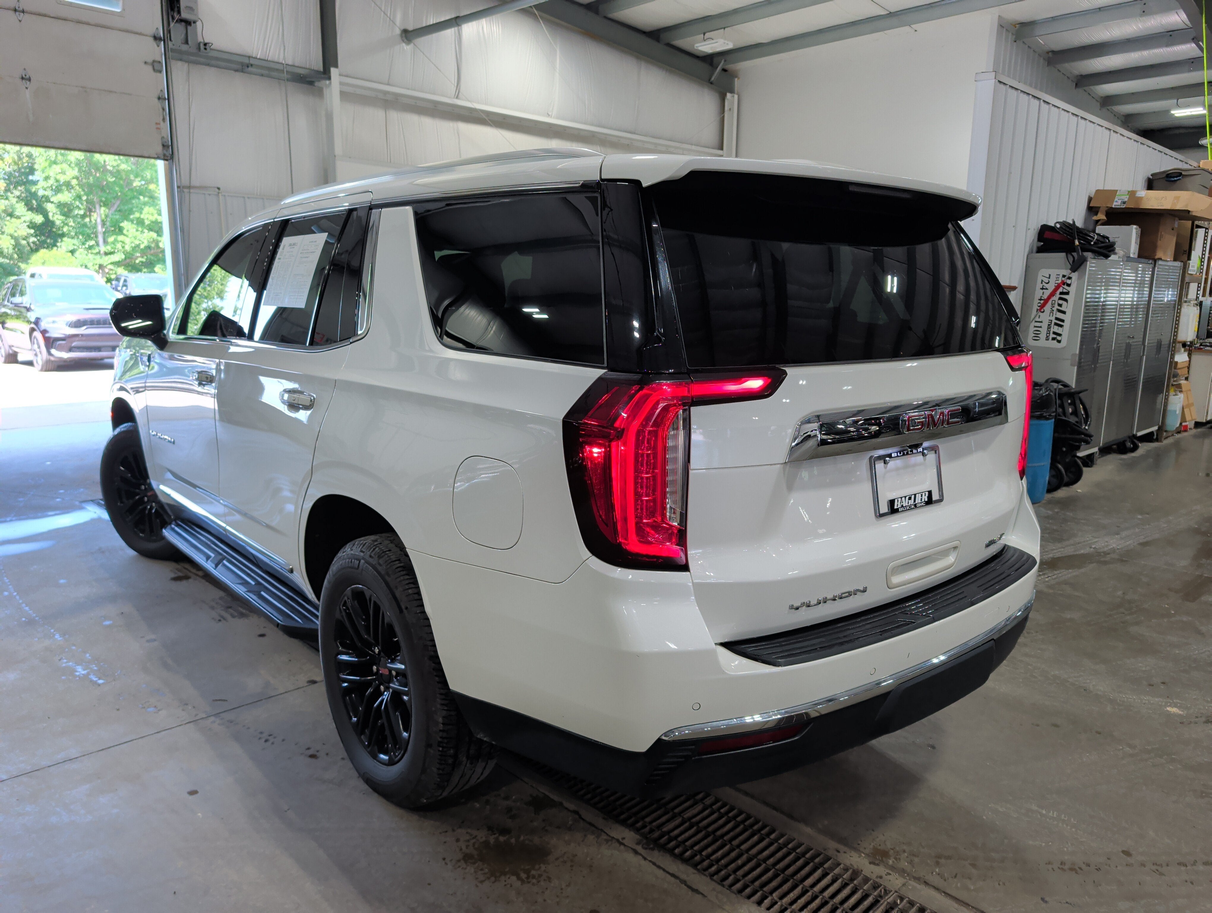 2021 GMC Yukon SLT