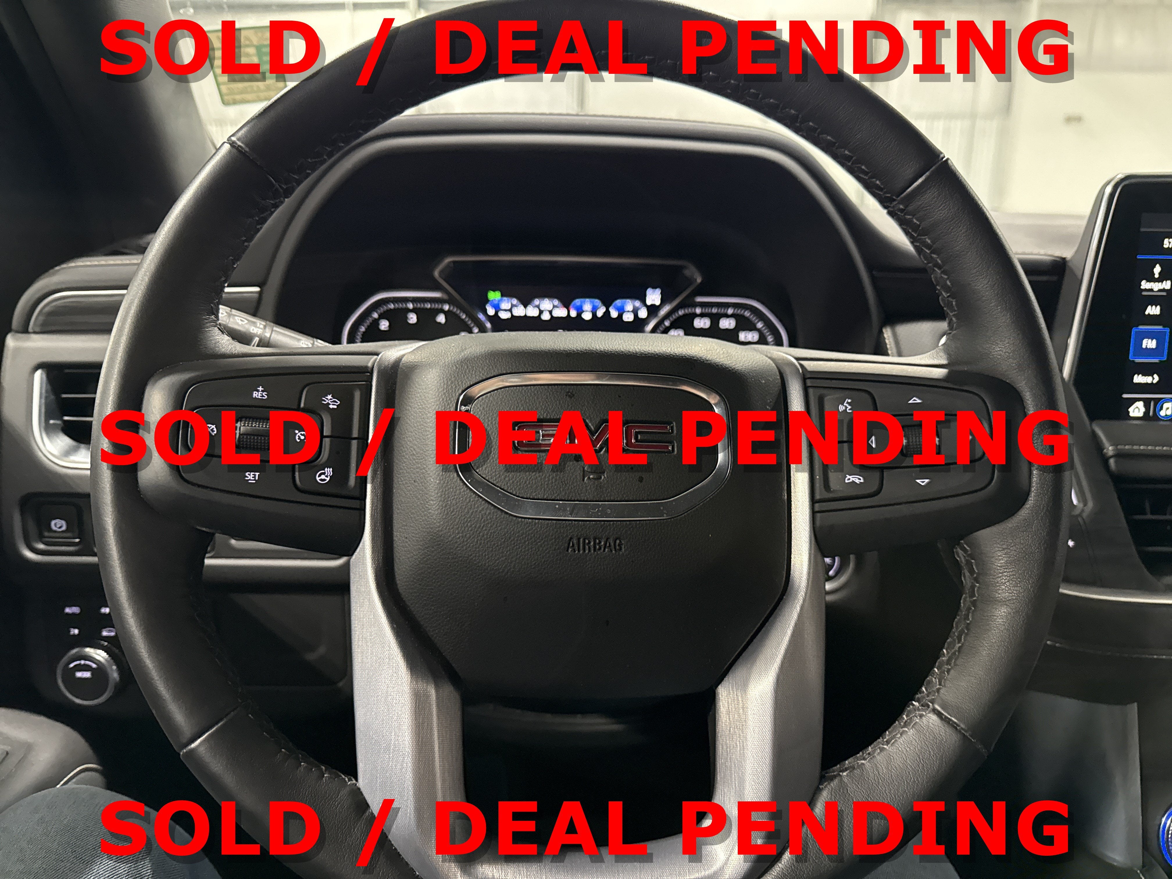 2021 GMC Yukon SLT