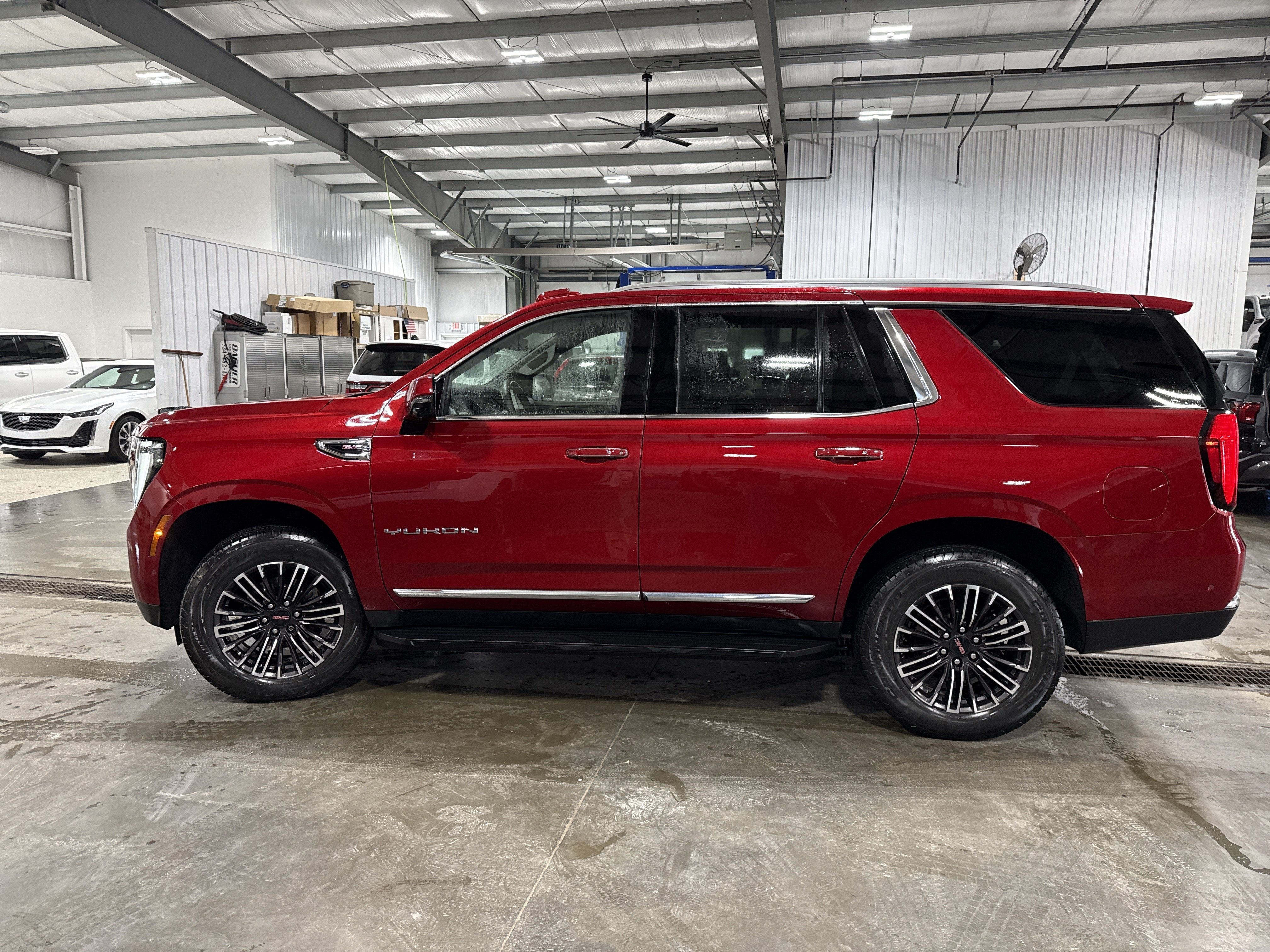 2025 GMC Yukon Elevation