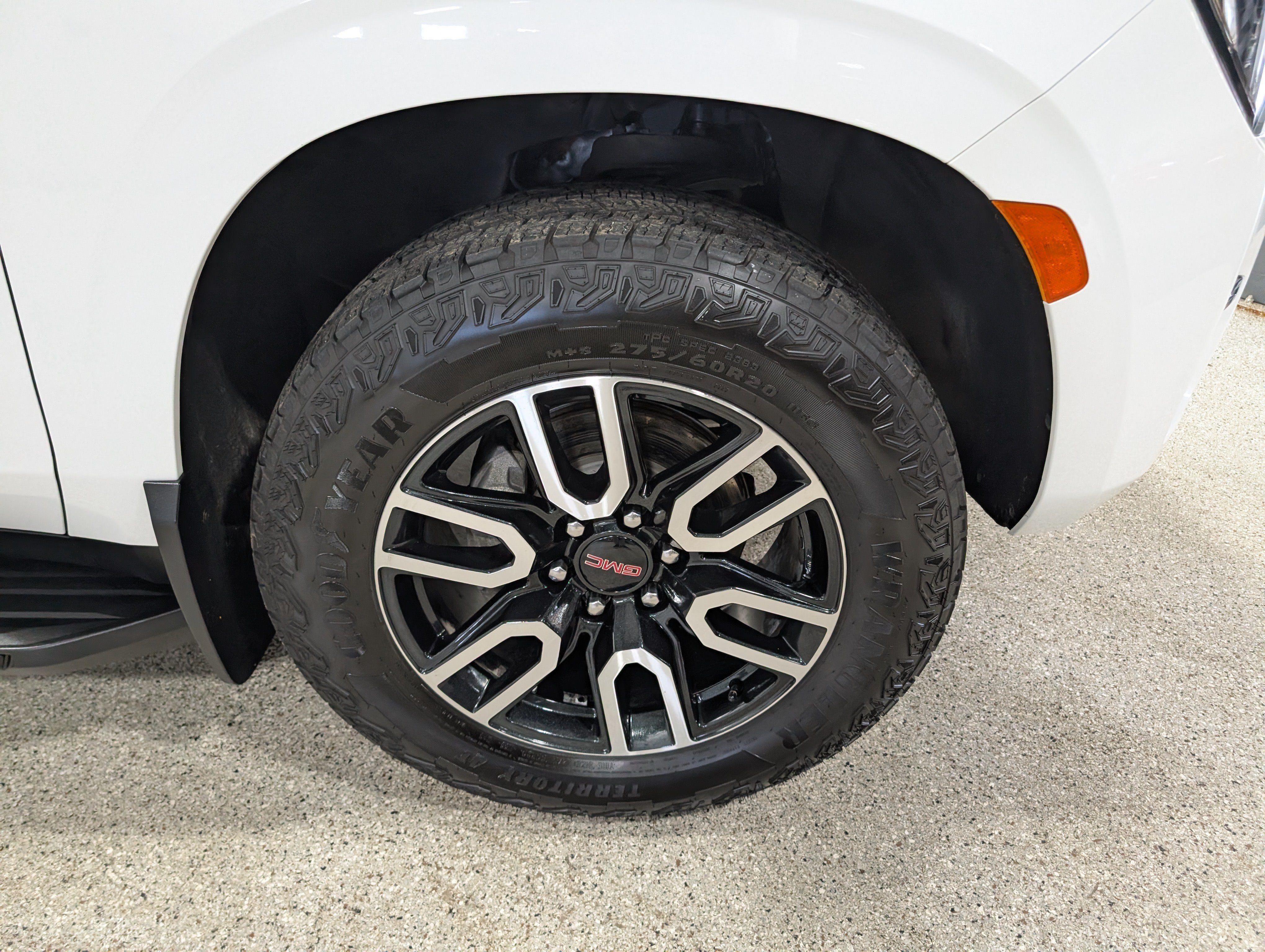 2024 GMC Yukon AT4
