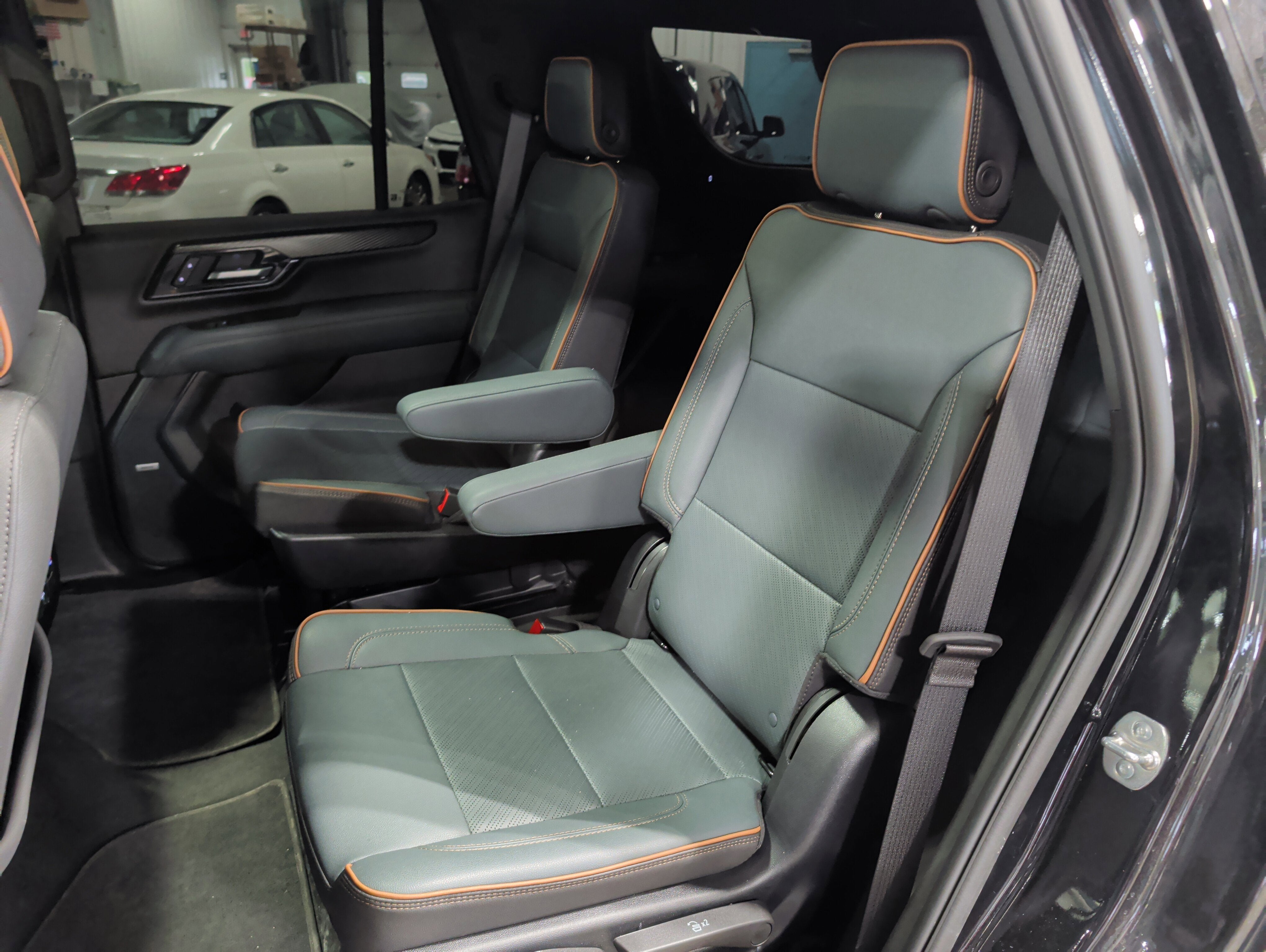 2025 GMC Yukon AT4