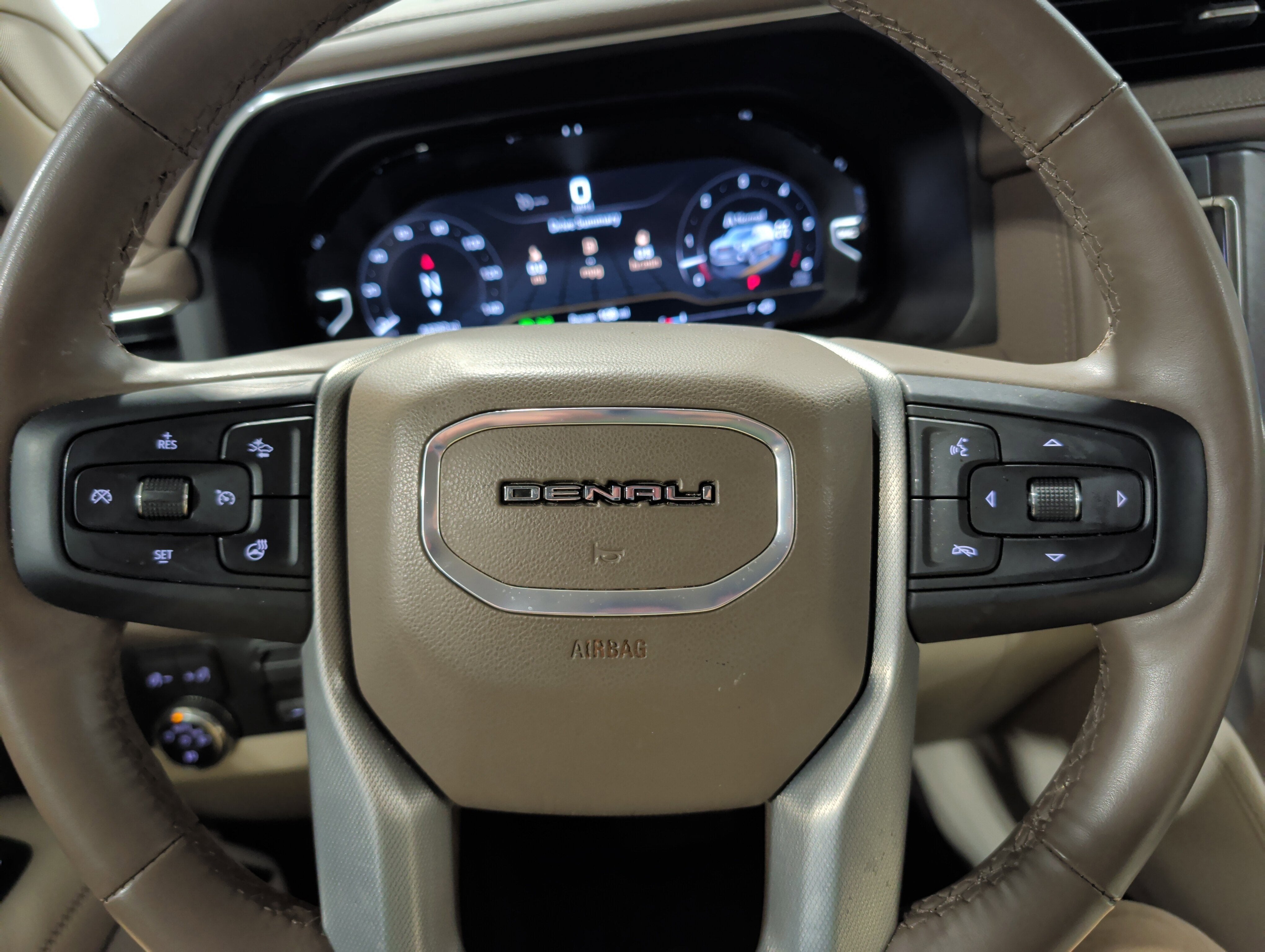 2024 GMC Yukon Denali