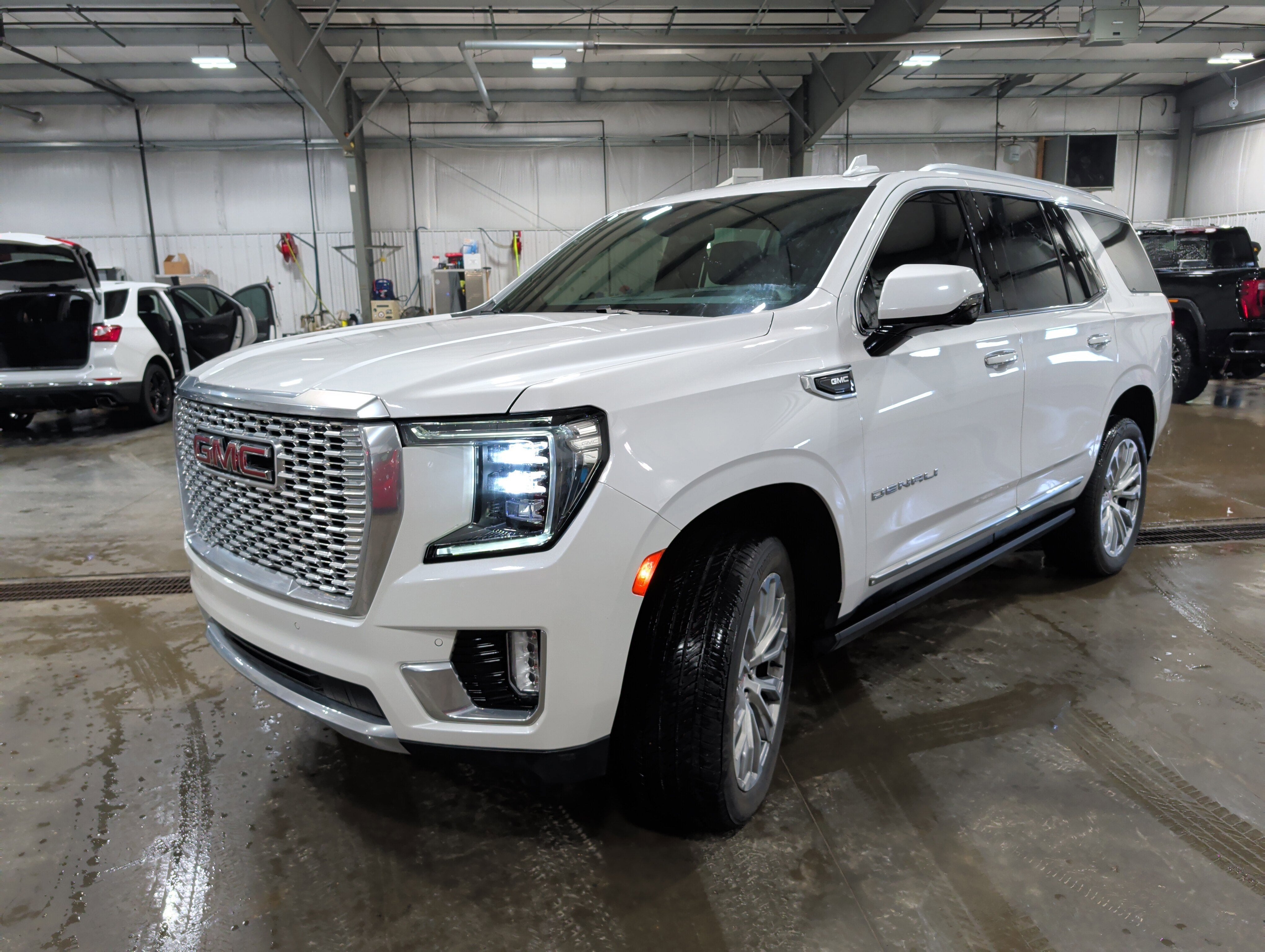2023 GMC Yukon Denali