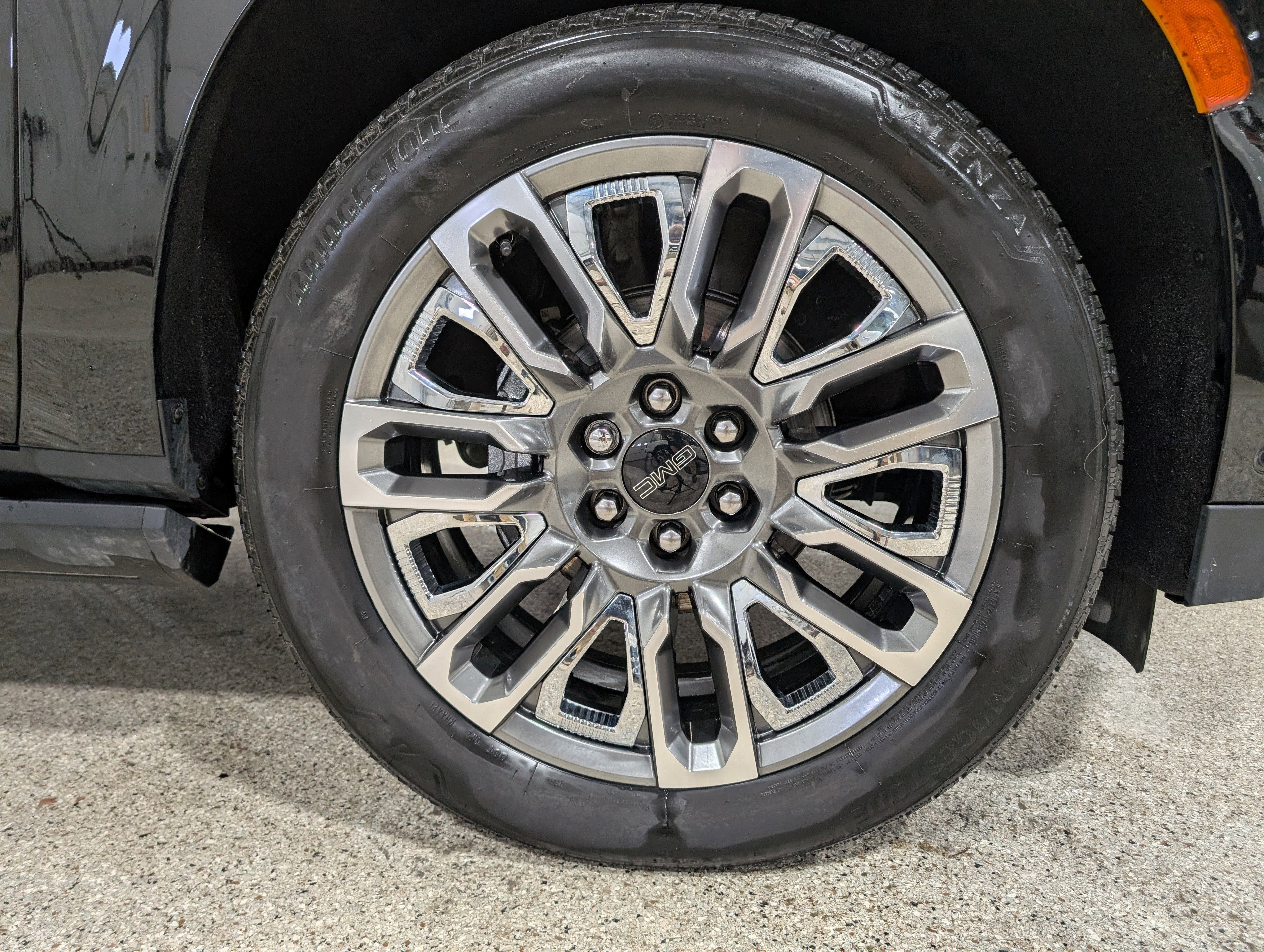 2024 GMC Yukon Denali Ultimate