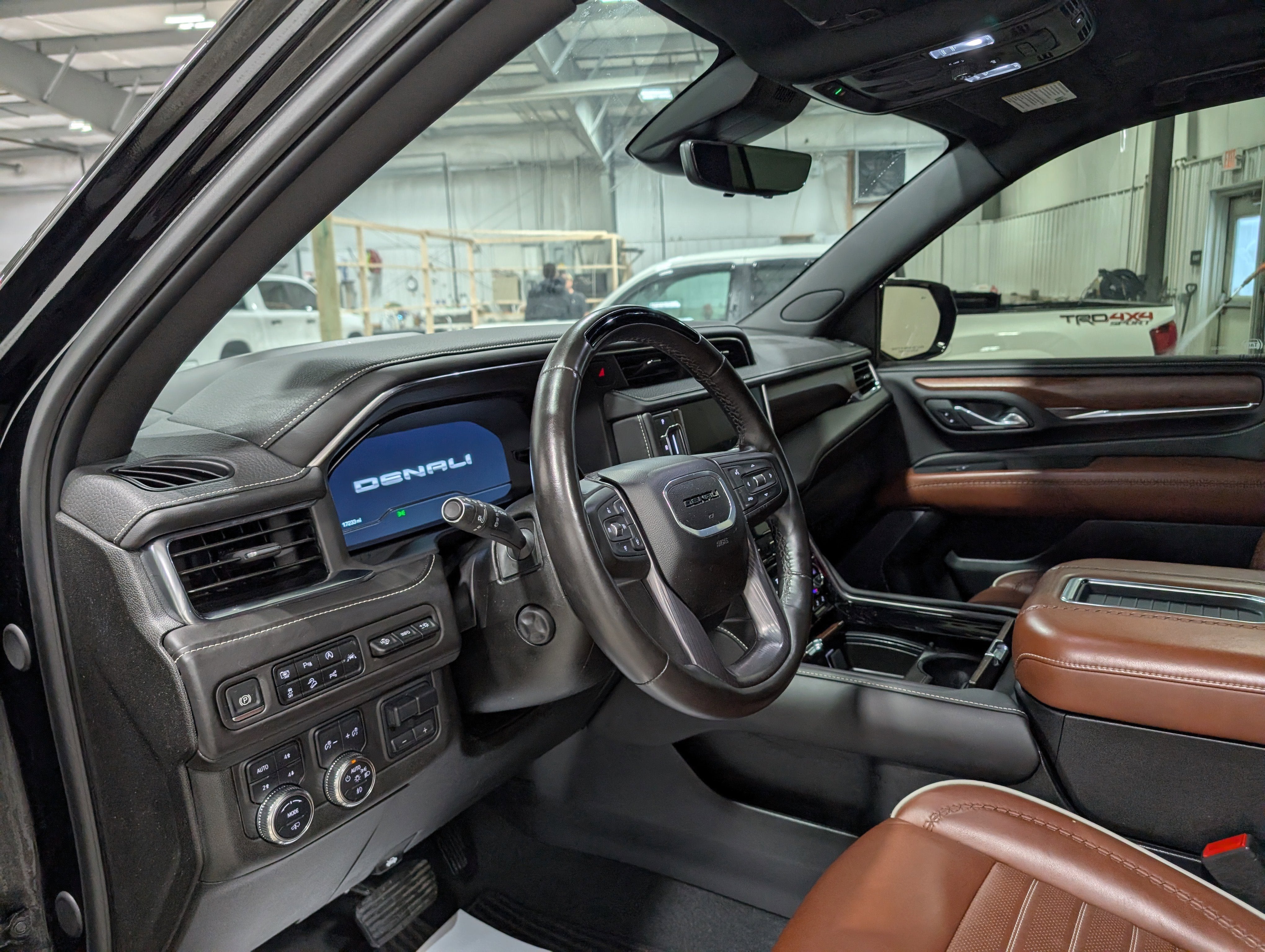 2024 GMC Yukon Denali Ultimate