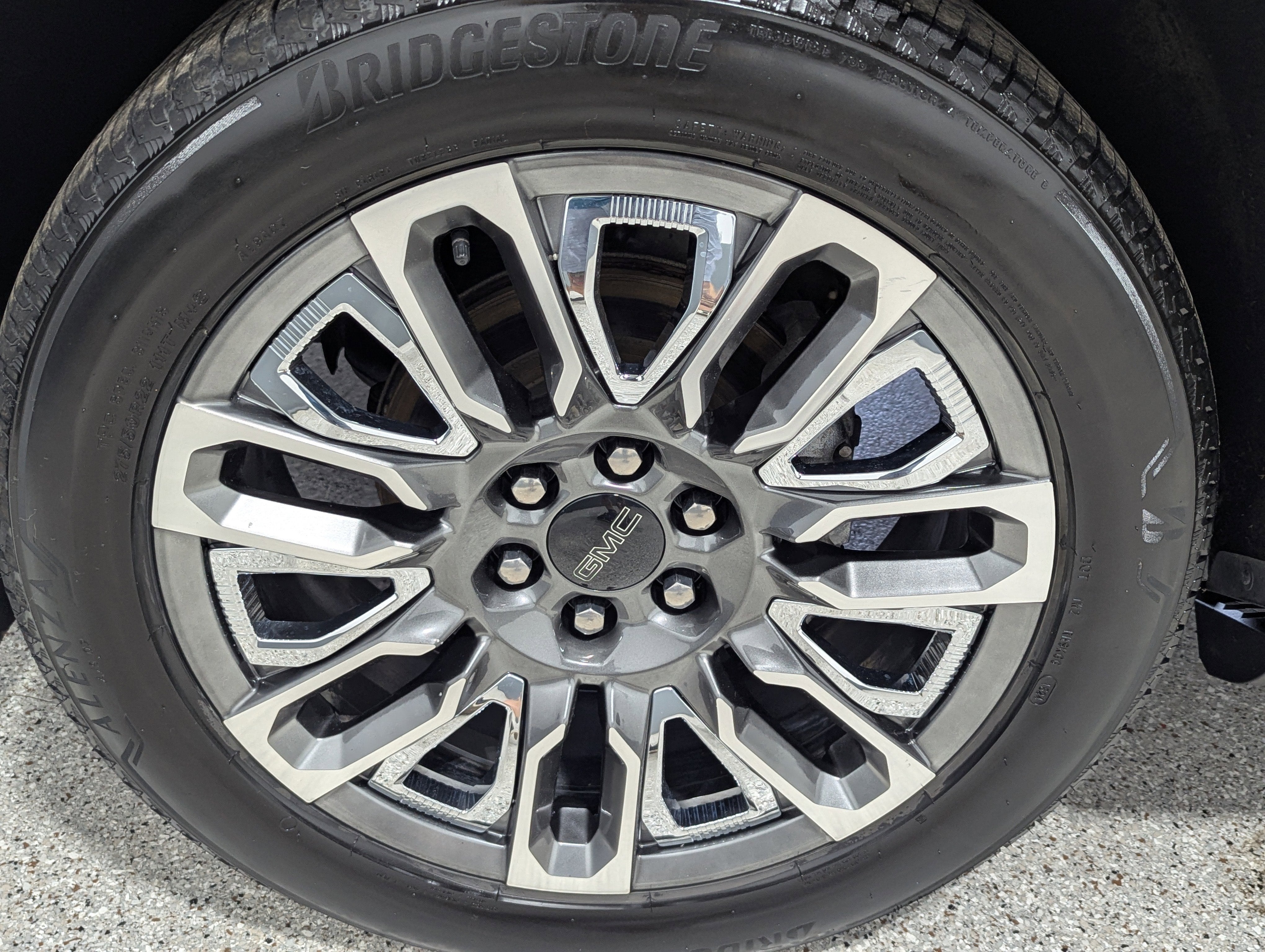 2023 GMC Yukon Denali Ultimate