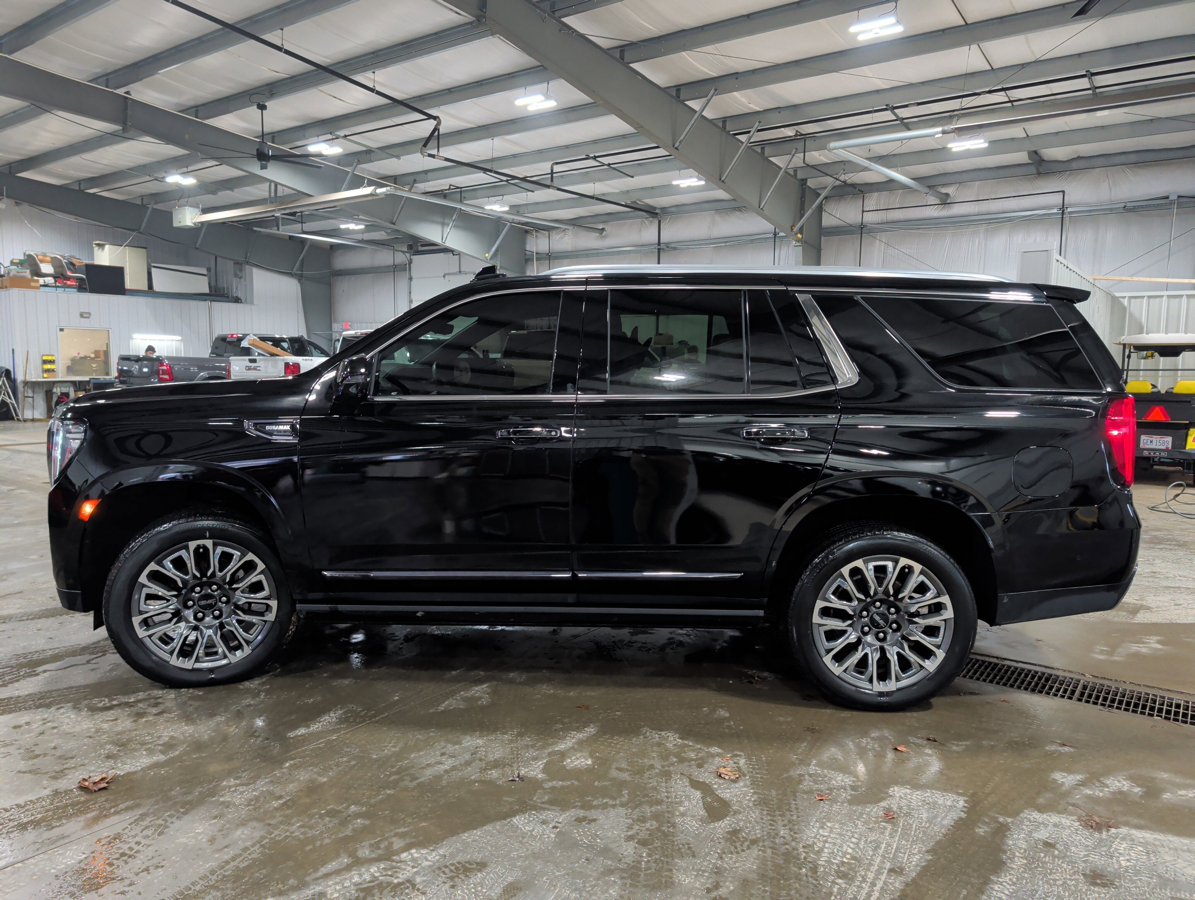 2023 GMC Yukon Denali Ultimate