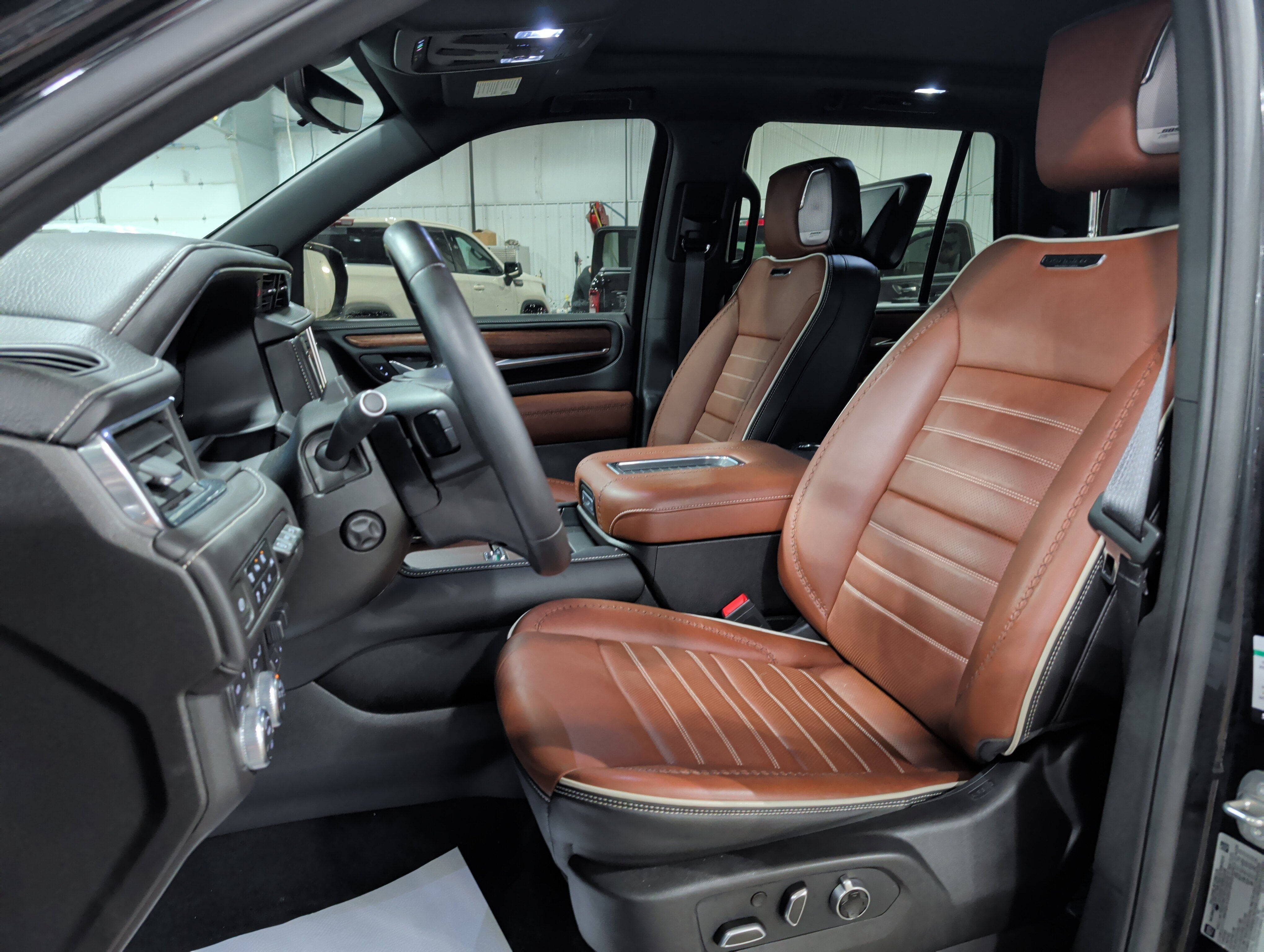 2023 GMC Yukon Denali Ultimate