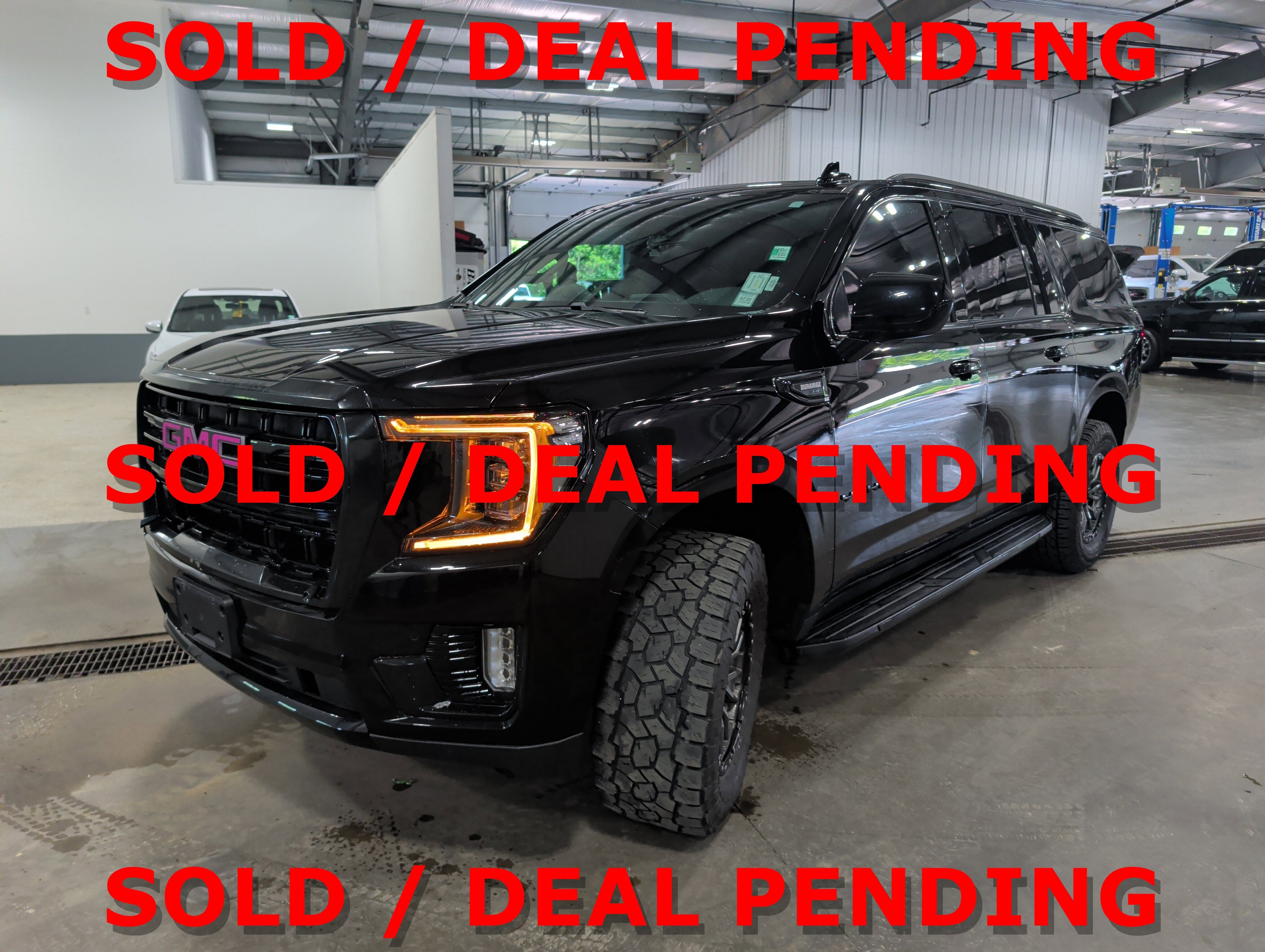 2022 GMC Yukon XL SLE