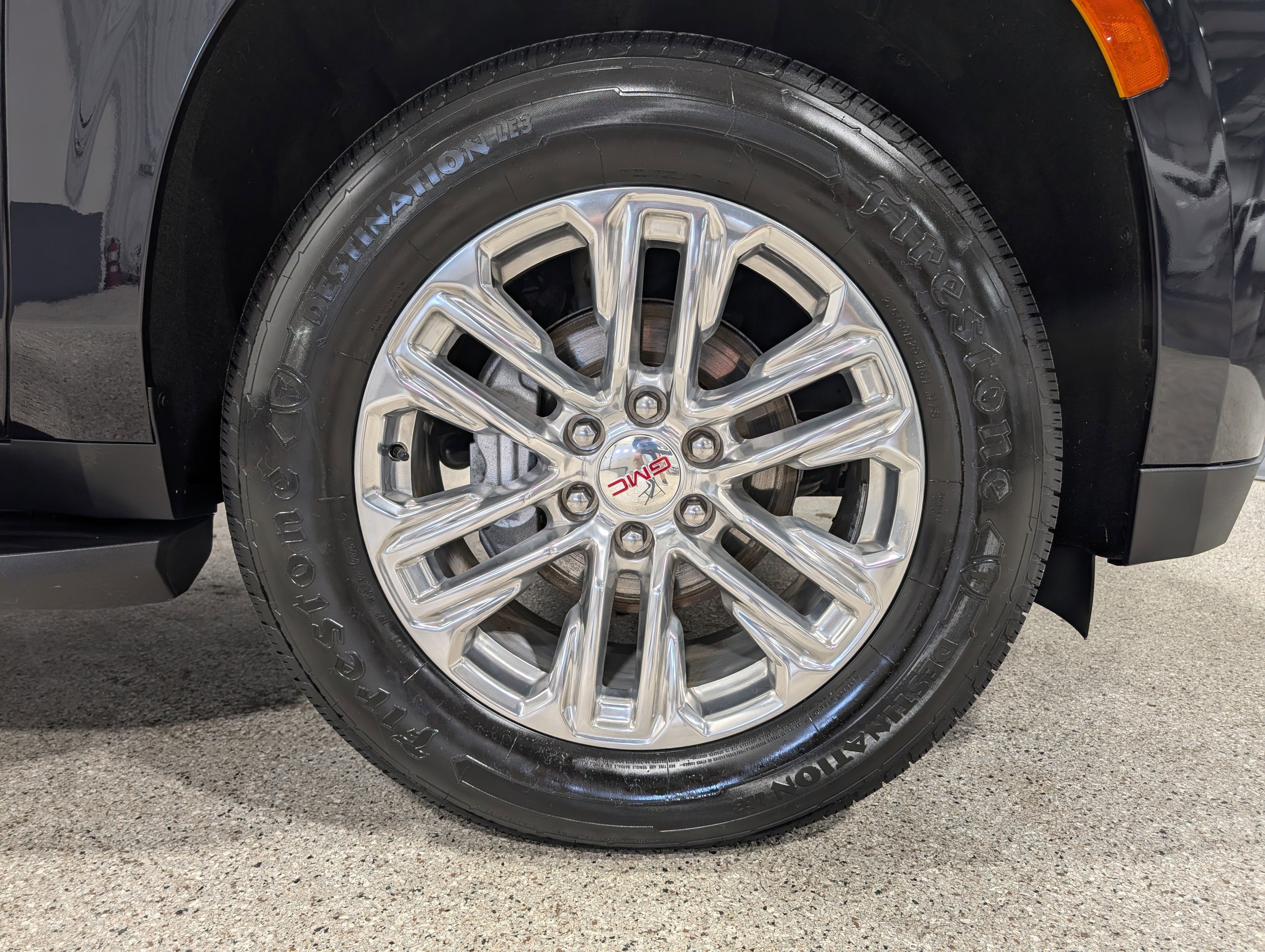 2022 GMC Yukon XL SLT