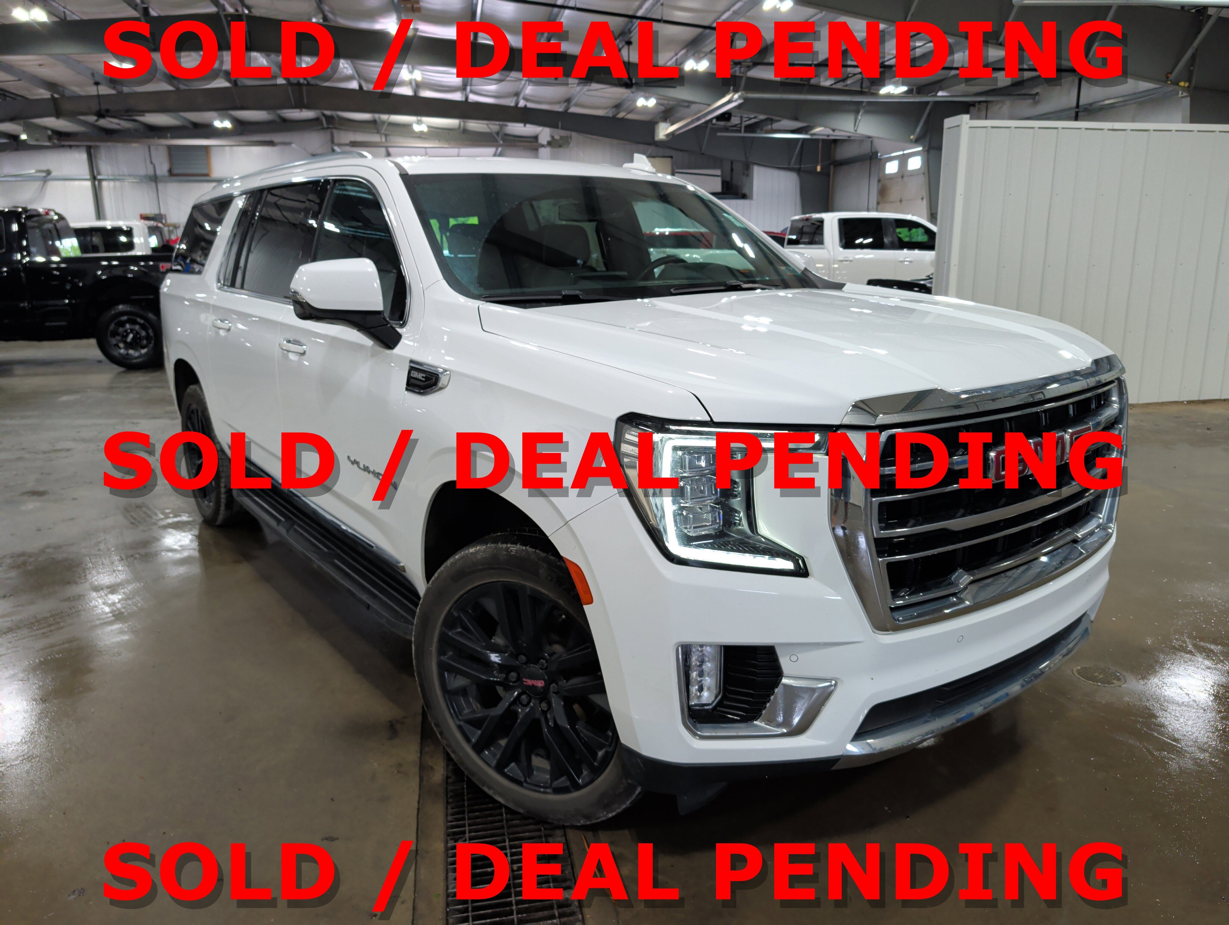 2023 GMC Yukon 4WD SLT's photo