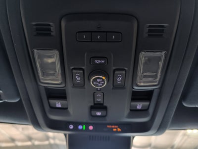 2023 GMC Yukon XL AT4