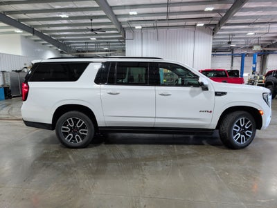 2023 GMC Yukon XL AT4