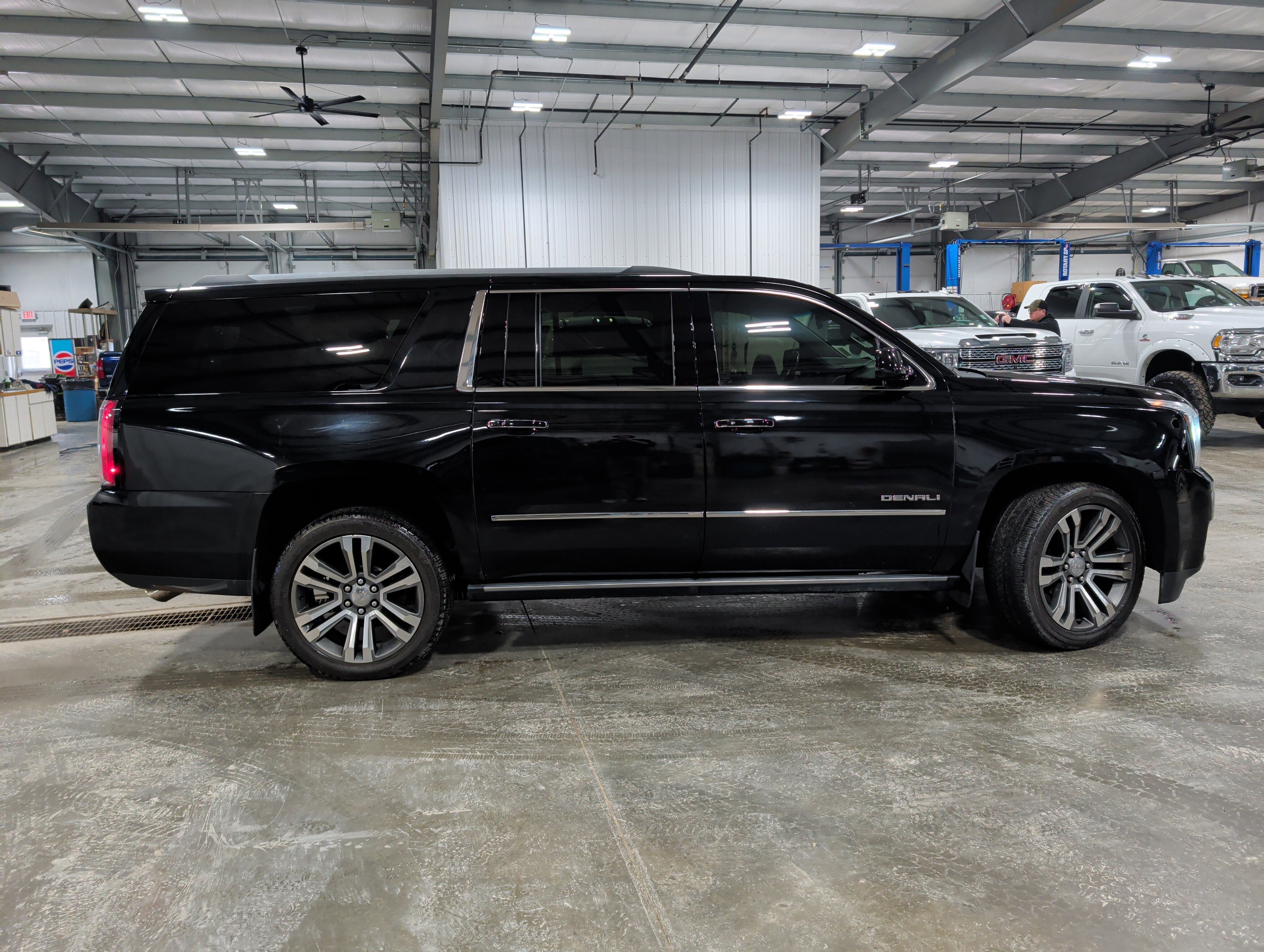 2019 GMC Yukon XL Denali