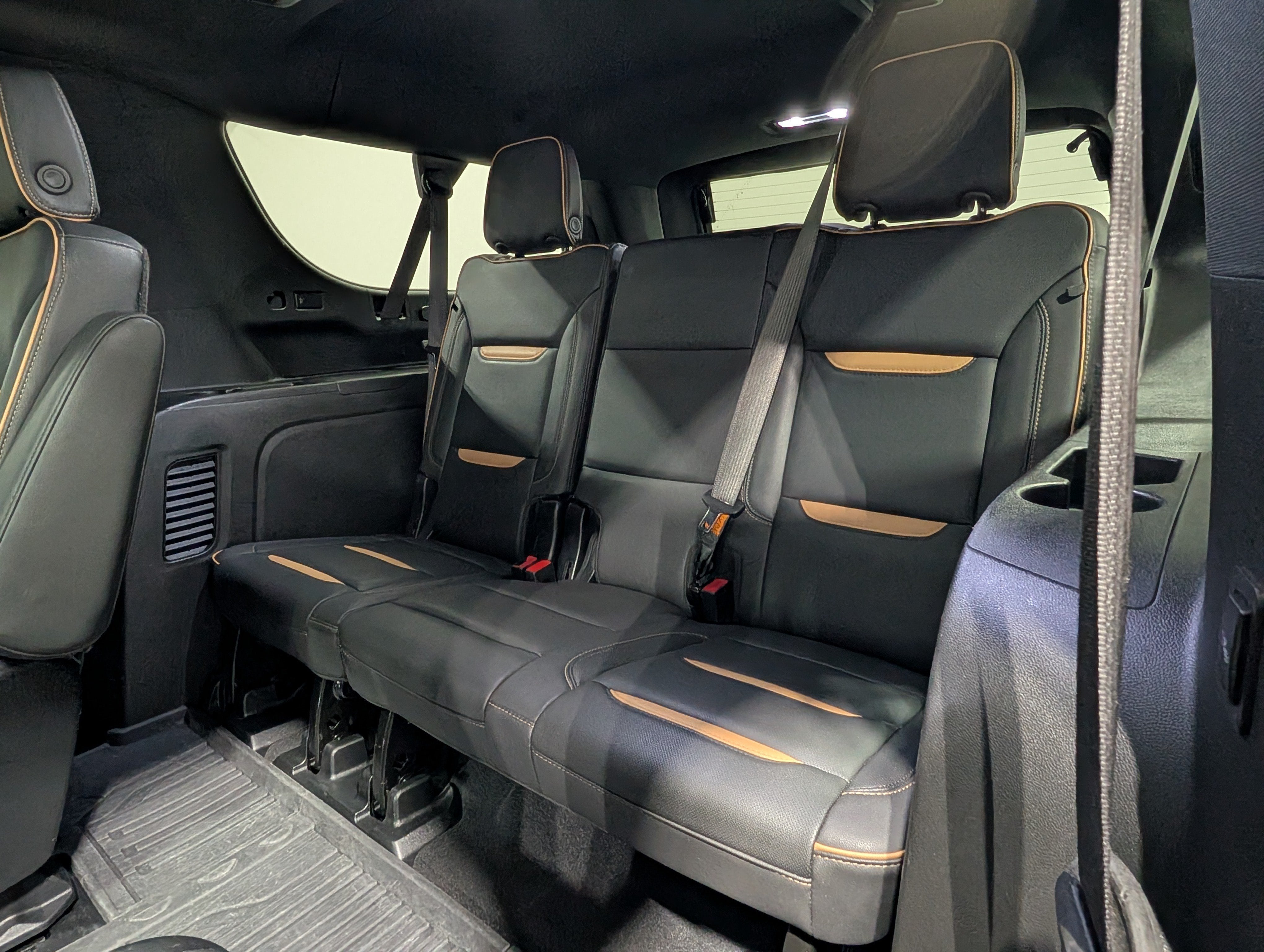 2023 GMC Yukon XL AT4