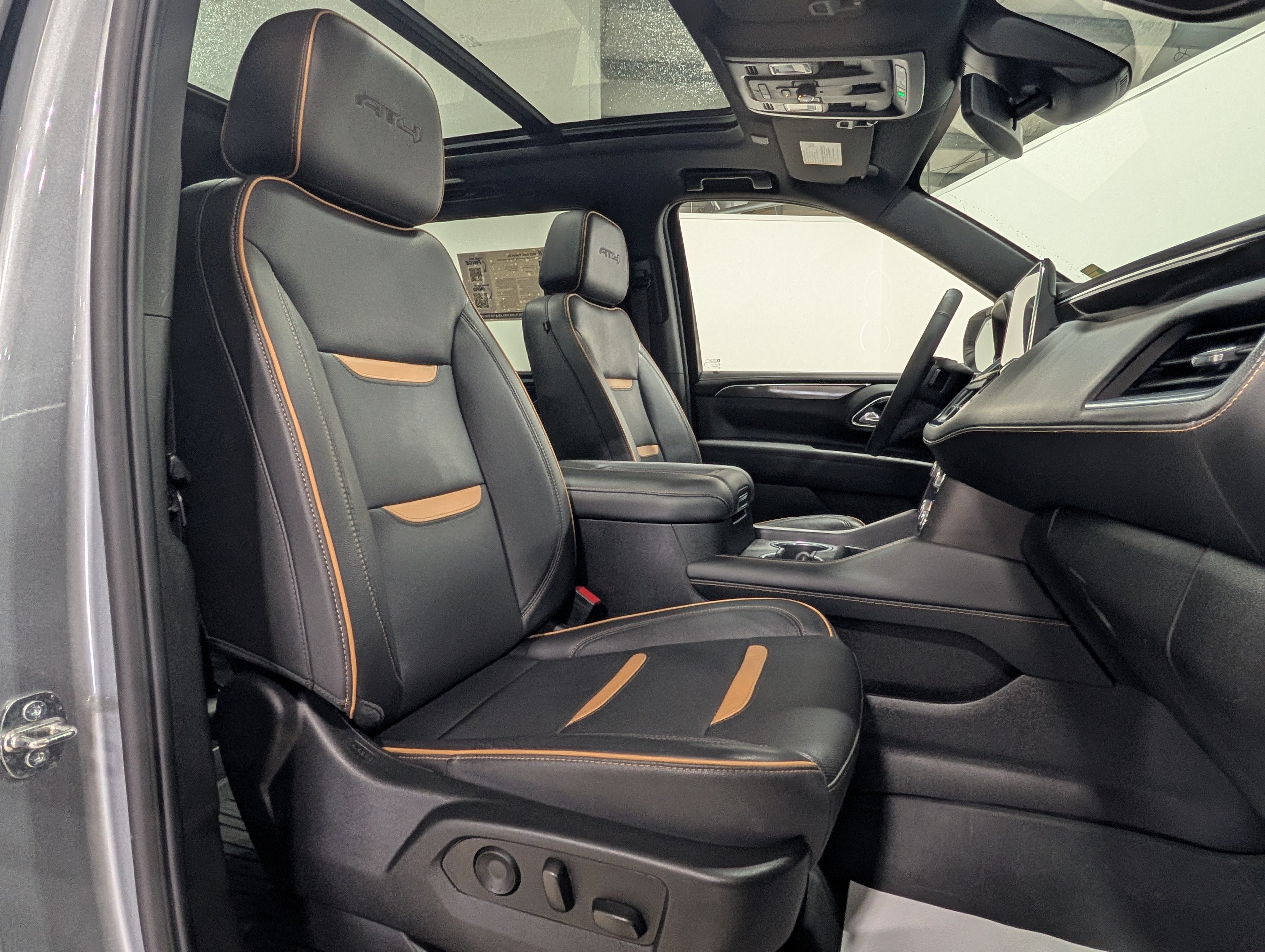 2023 GMC Yukon XL AT4