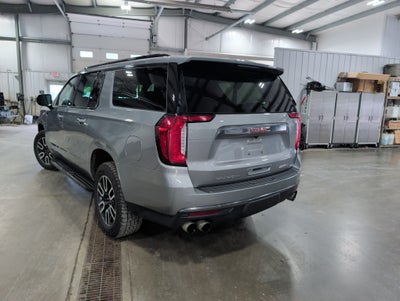 2023 GMC Yukon XL AT4
