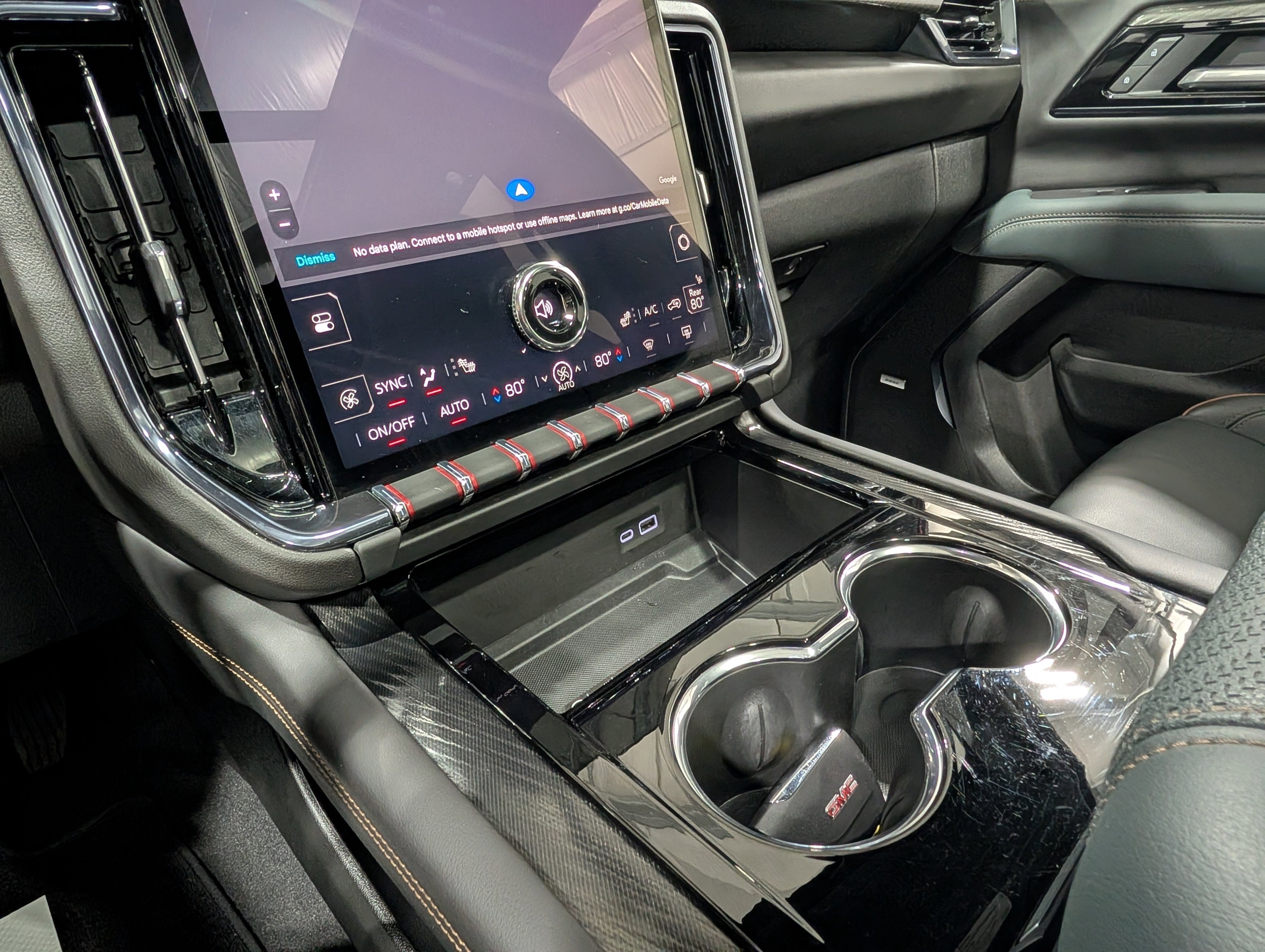 2025 GMC Yukon XL AT4